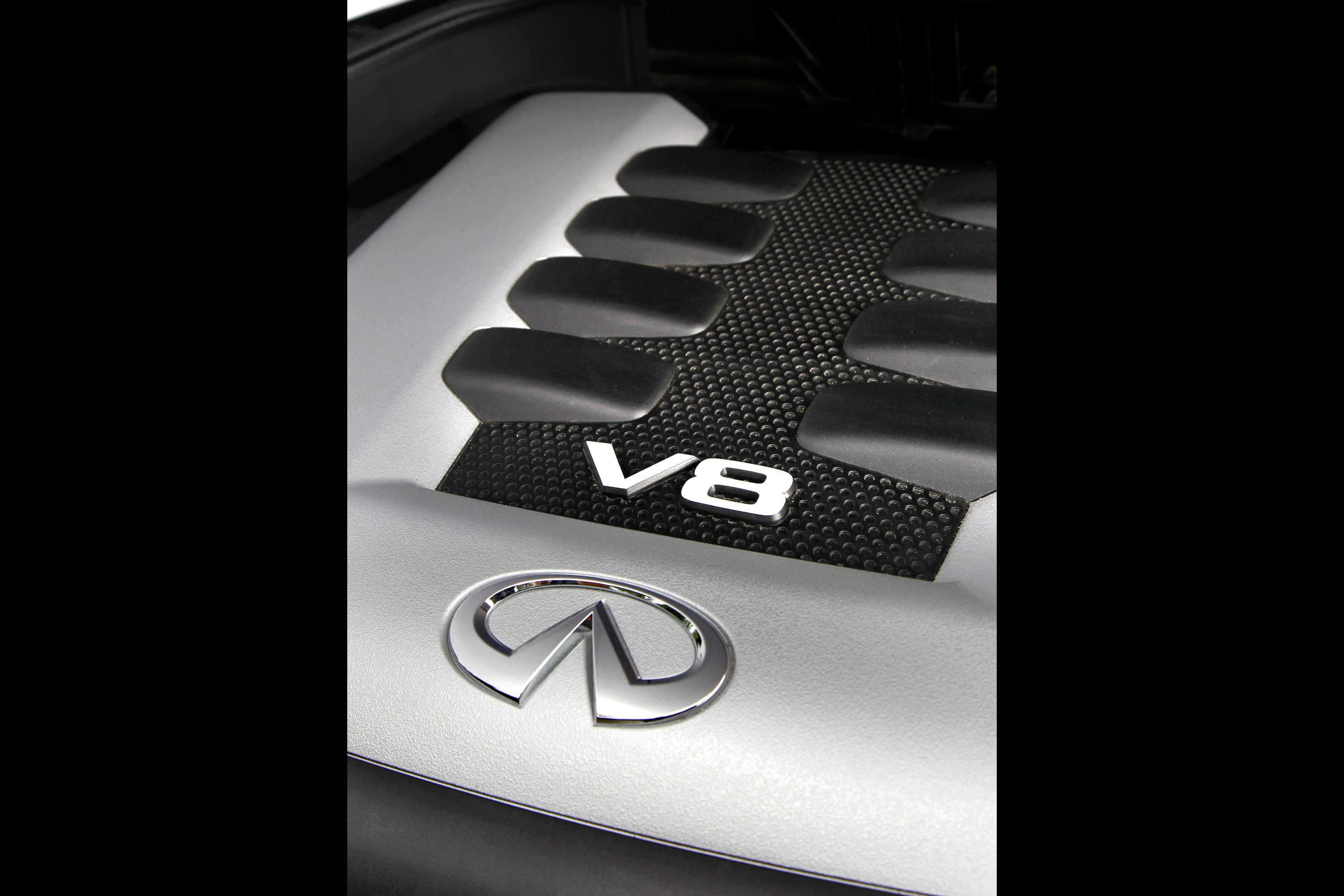 Infiniti FX Vettel Edition photo #45