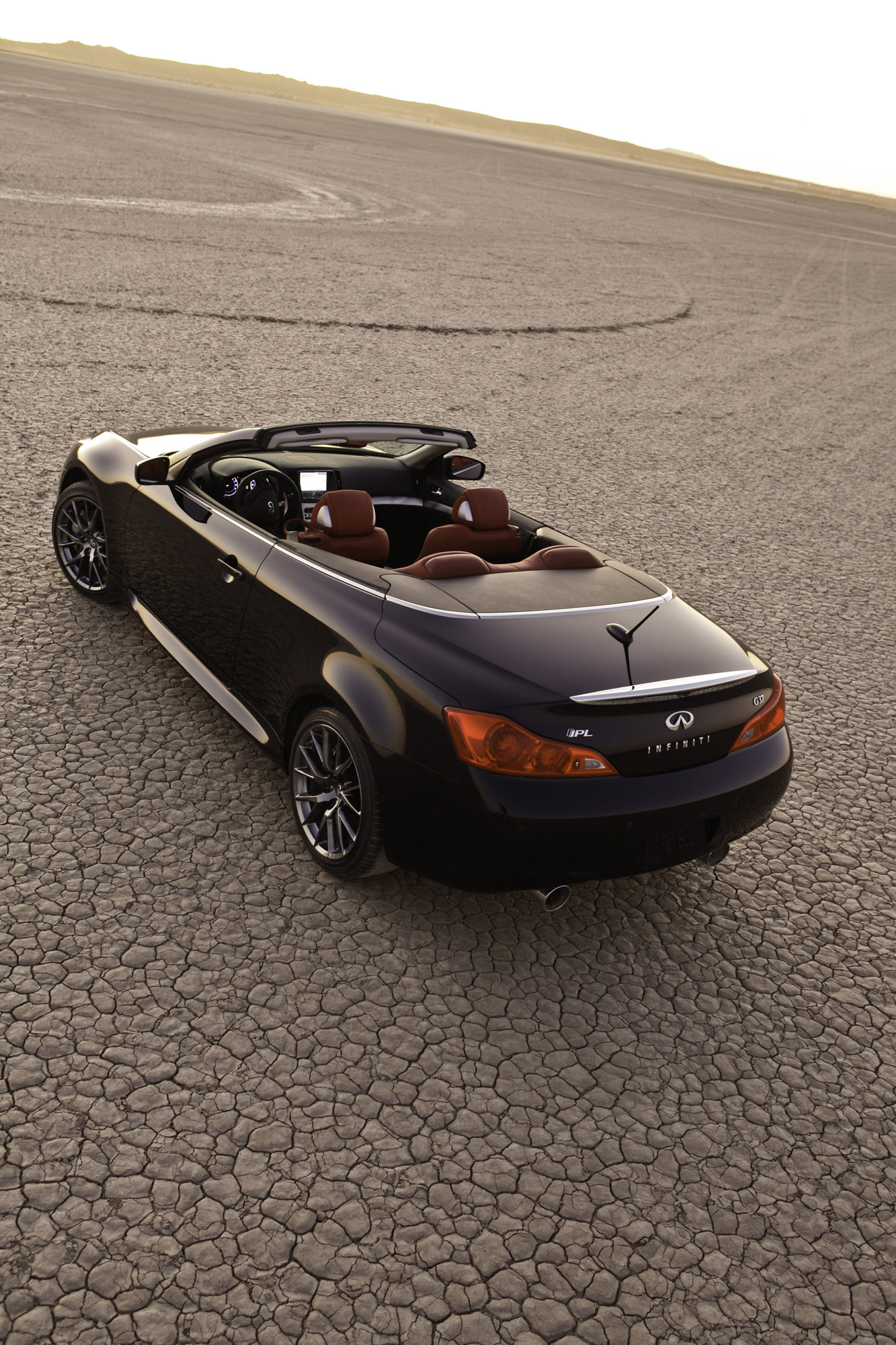 Infiniti IPL G Convertible photo #16
