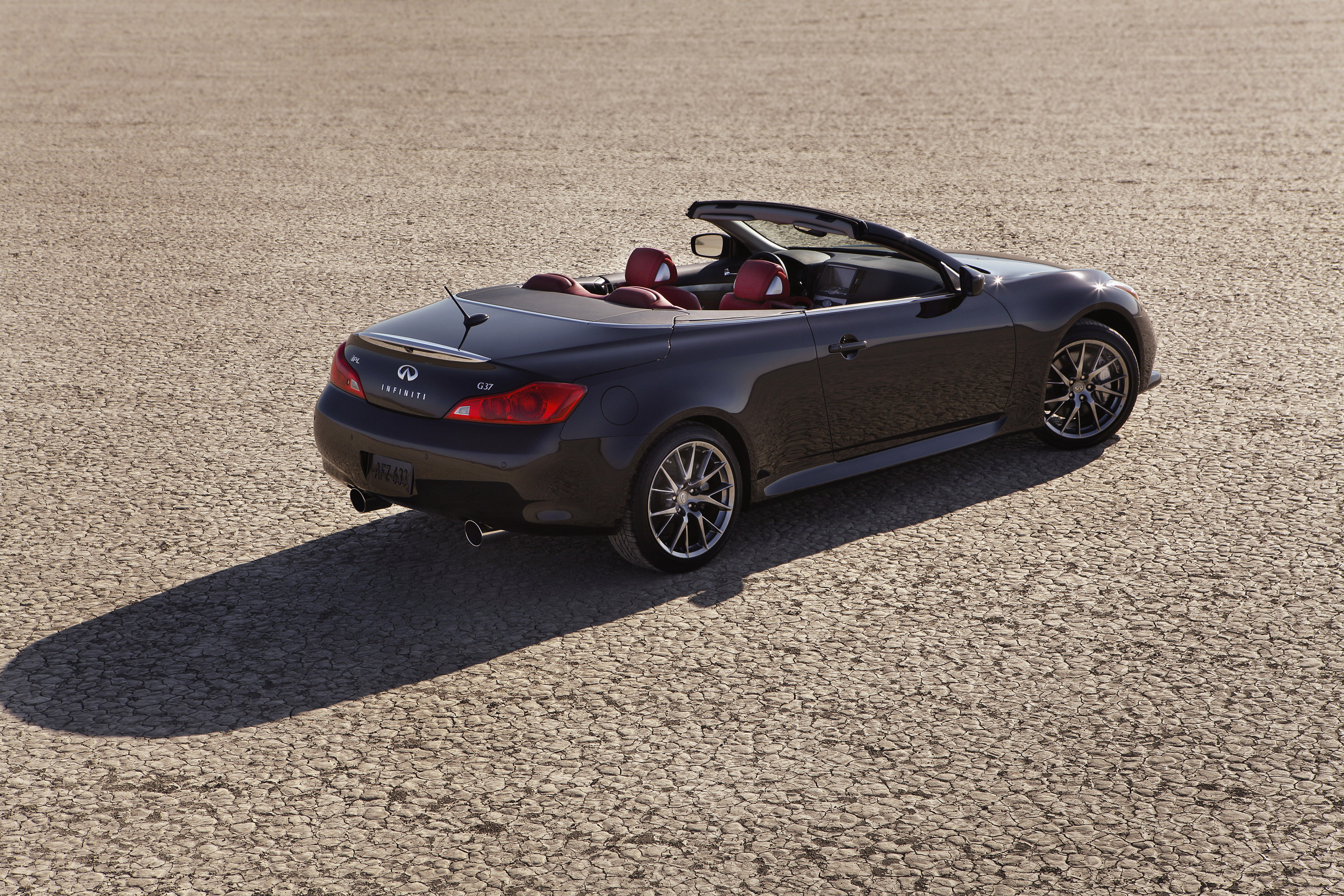 Infiniti IPL G Convertible photo #17