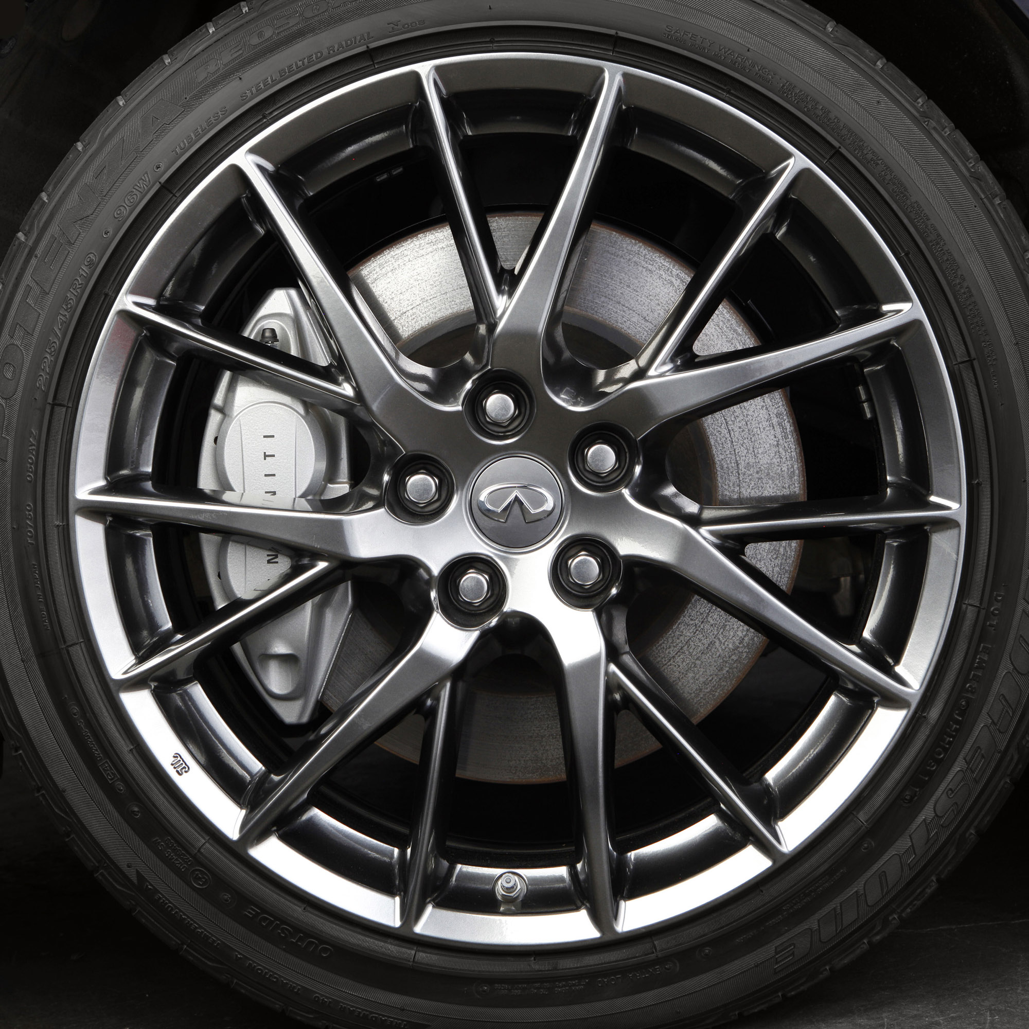 Infiniti IPL G Convertible photo #25