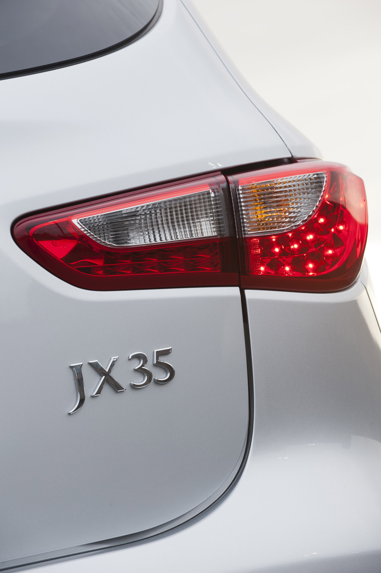 Infiniti JX photo #48