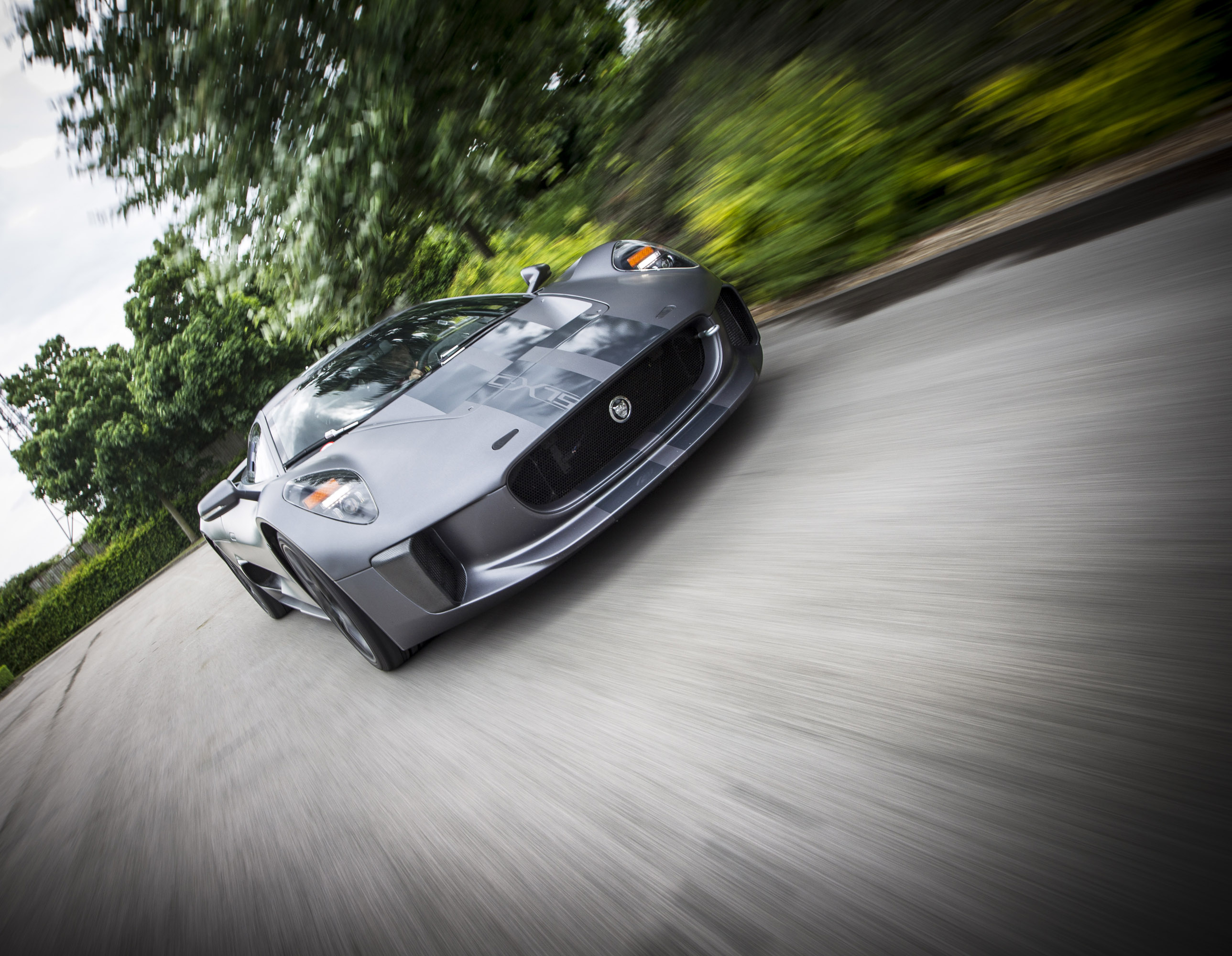 Jaguar C-X75 Concept photo #37