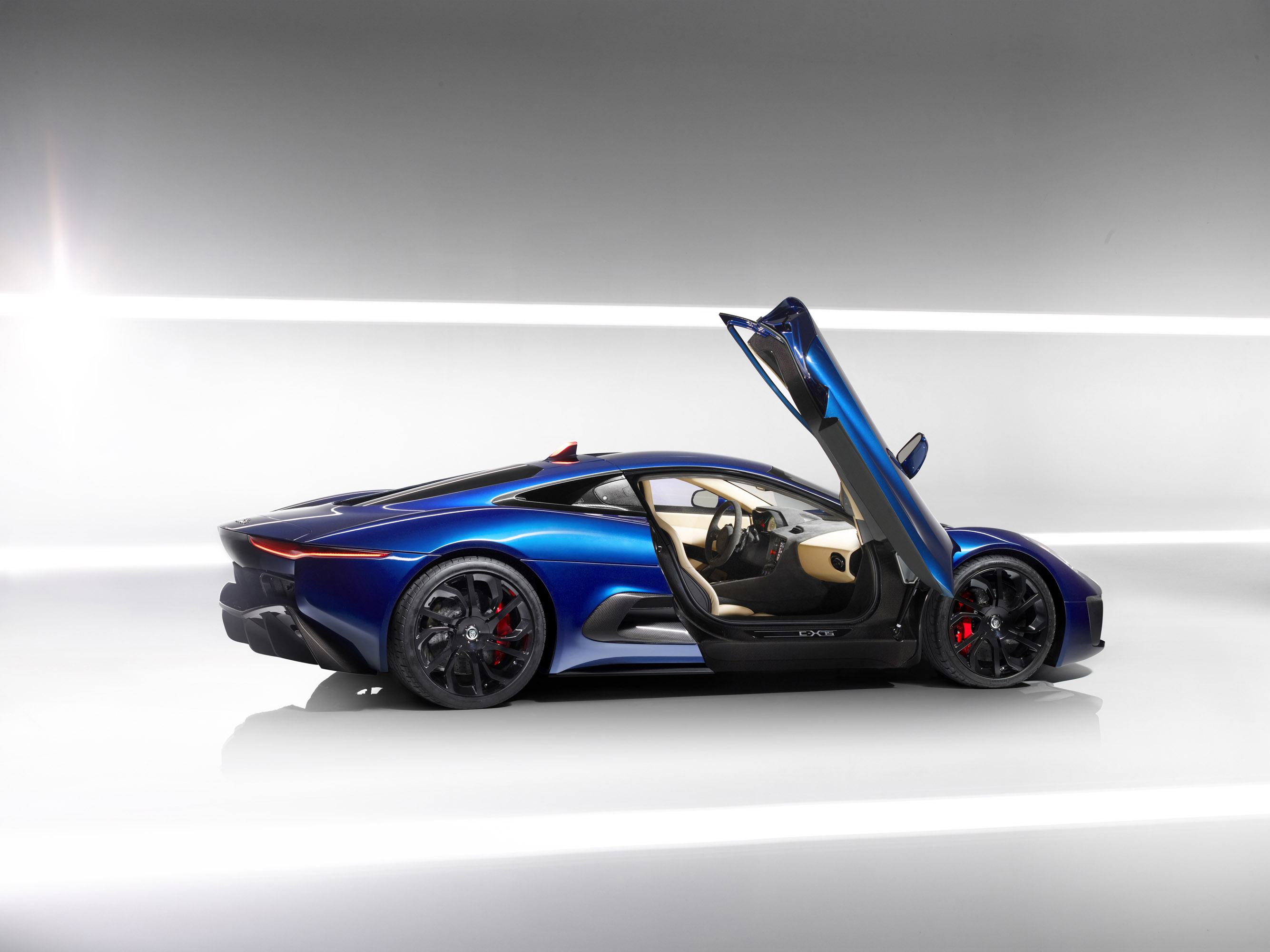 Jaguar C-X75 Concept photo #57