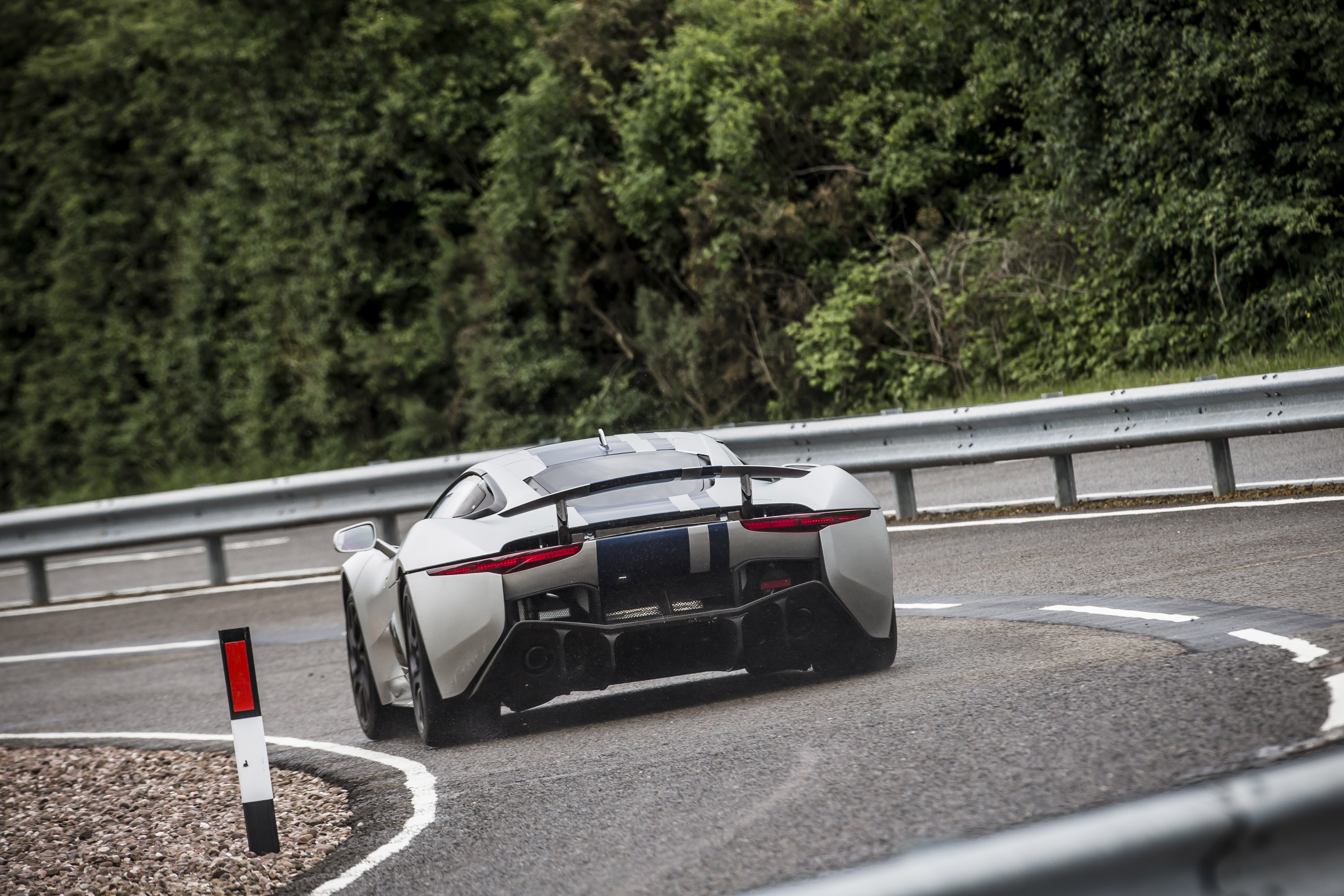 Jaguar C-X75 Concept photo #62