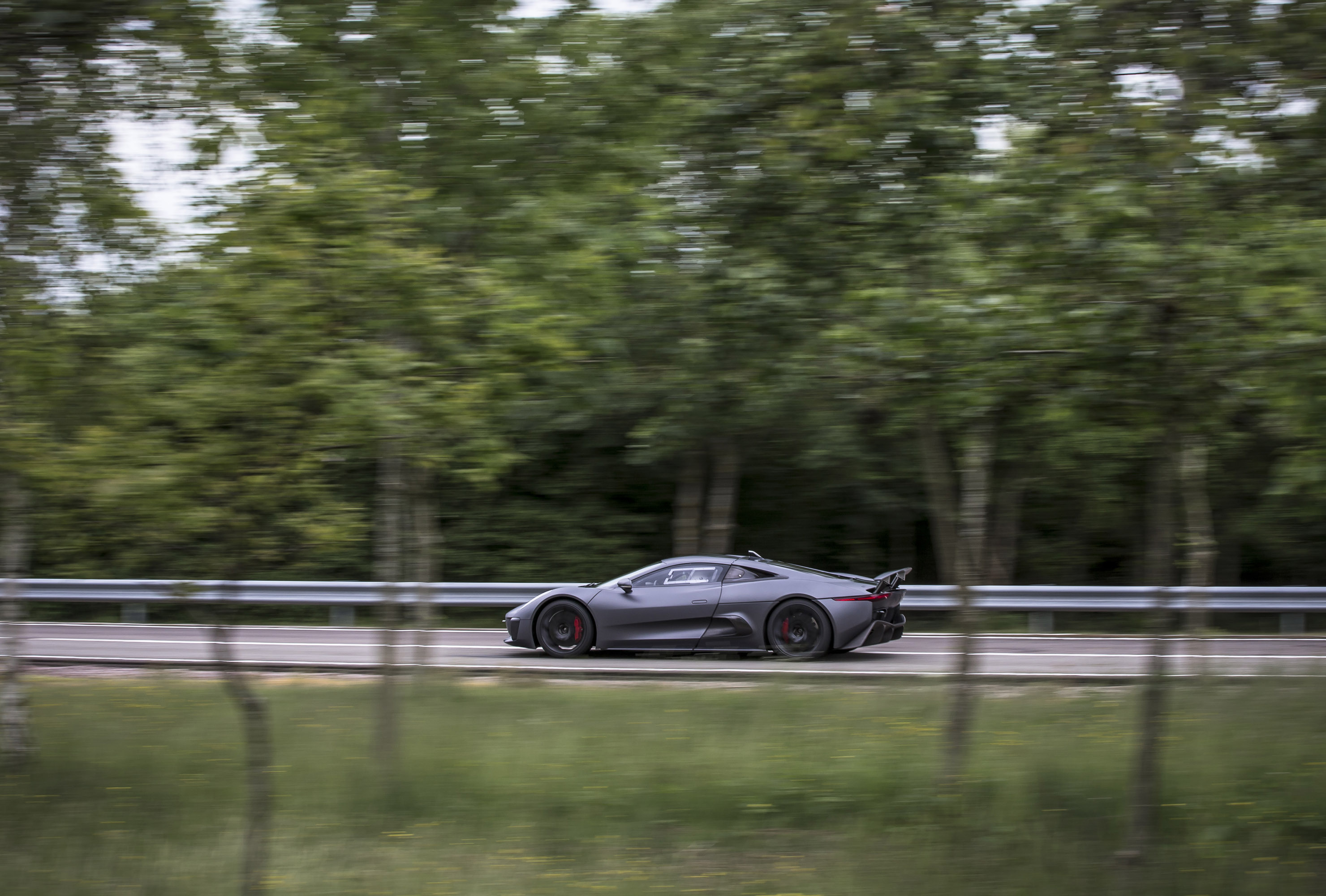 Jaguar C-X75 Concept photo #68