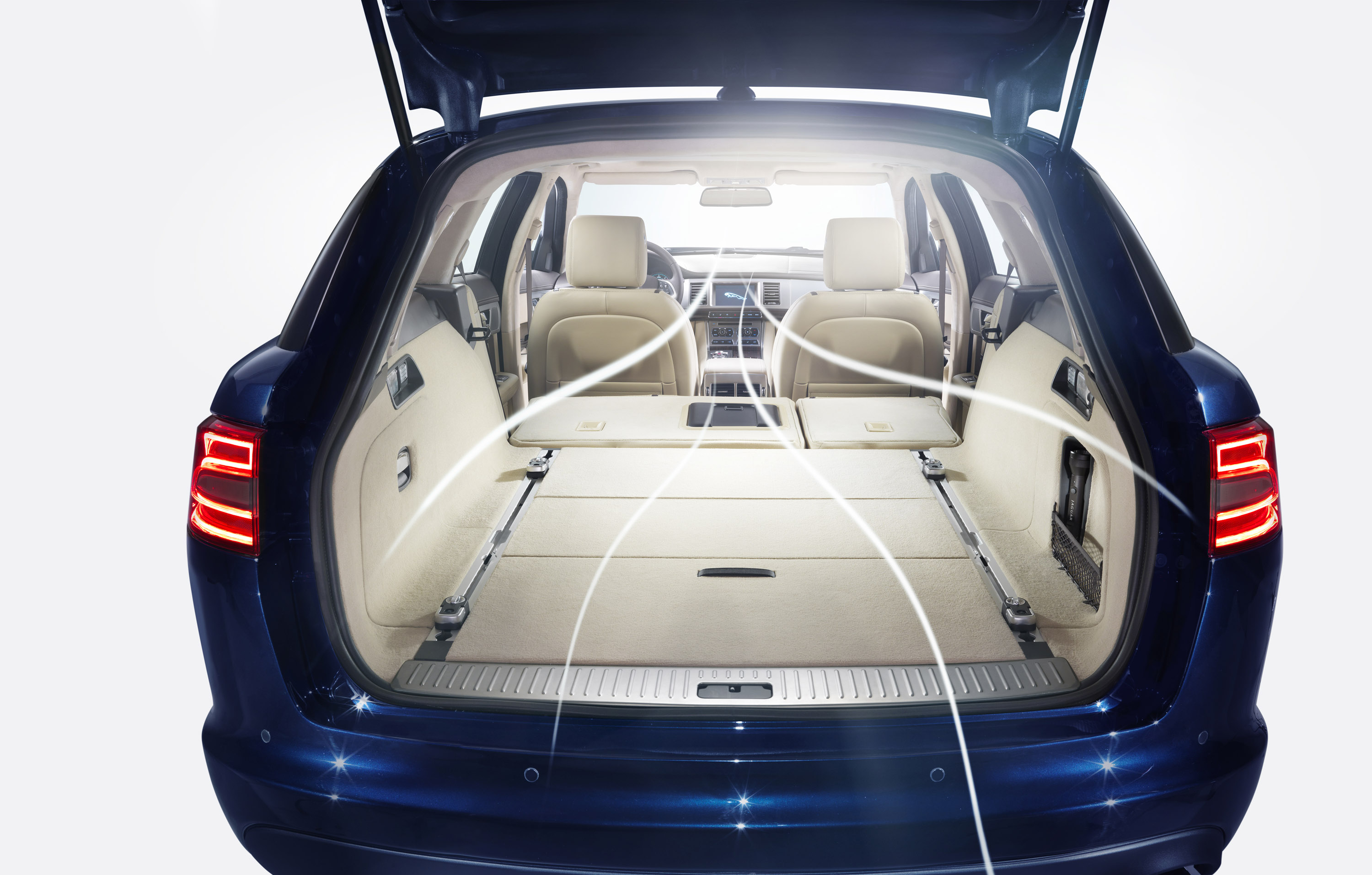 Jaguar XF Sportbrake photo #23