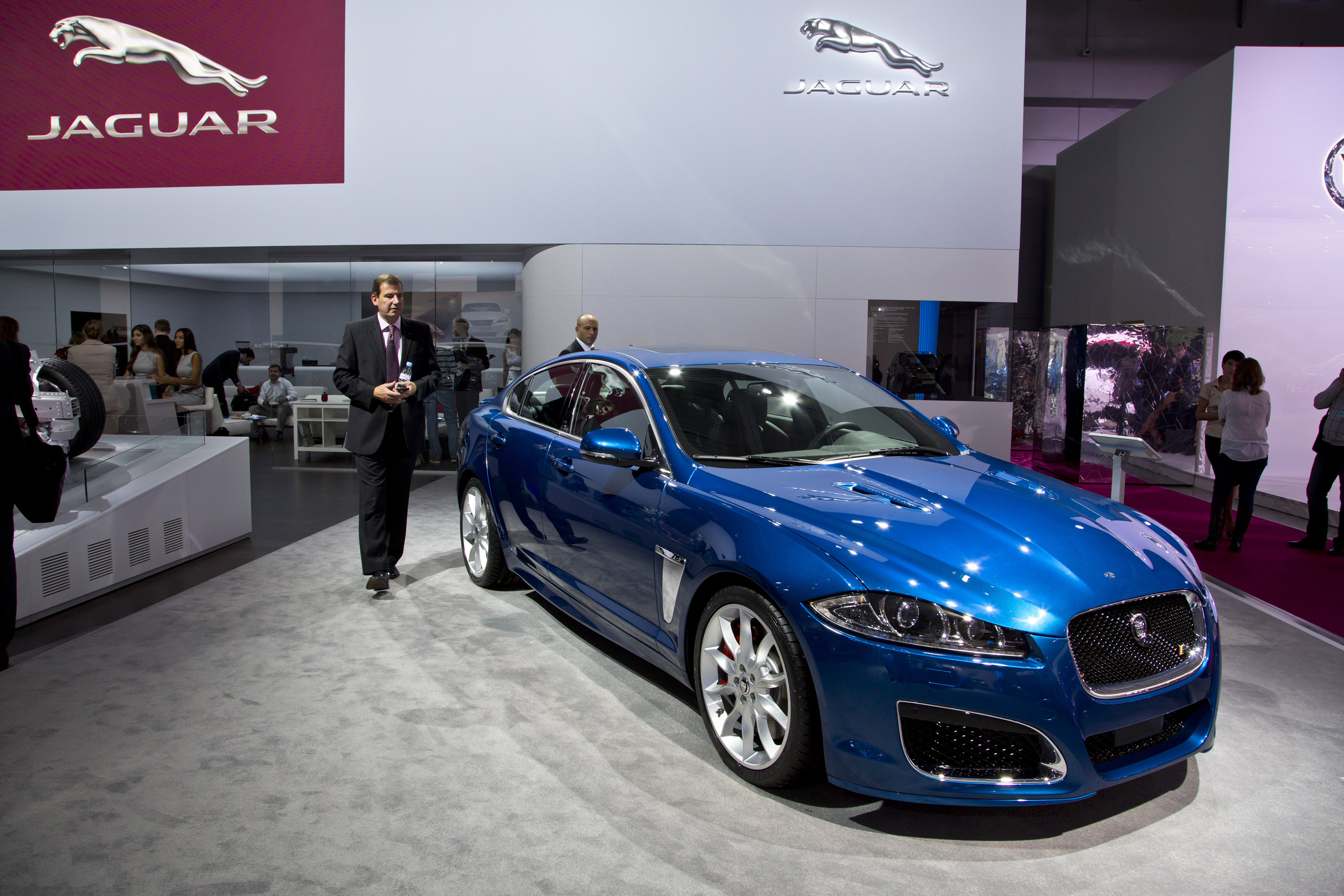 2013 Jaguar XFR Speed Pack