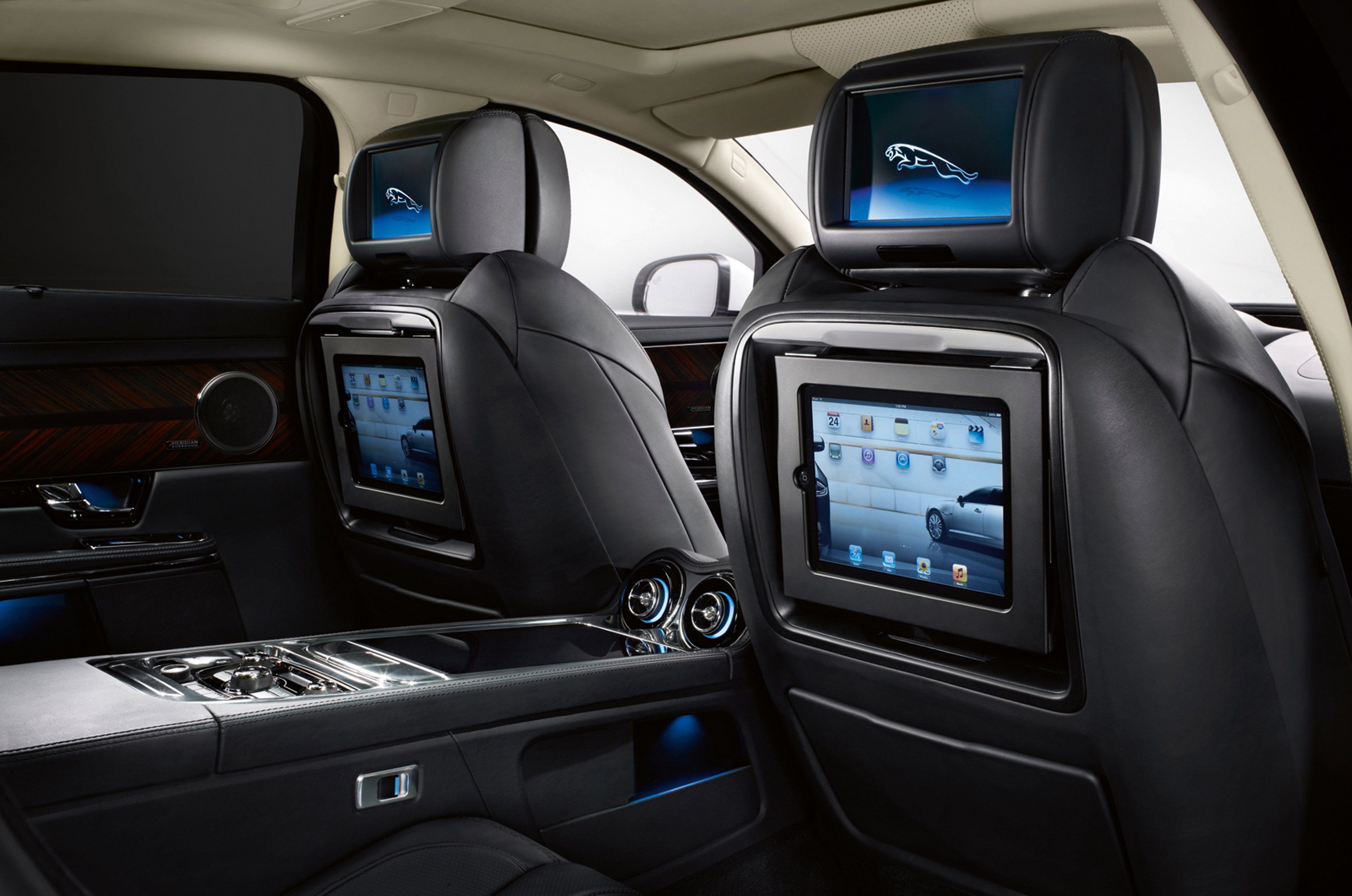 Jaguar XJ Ultimate photo #25