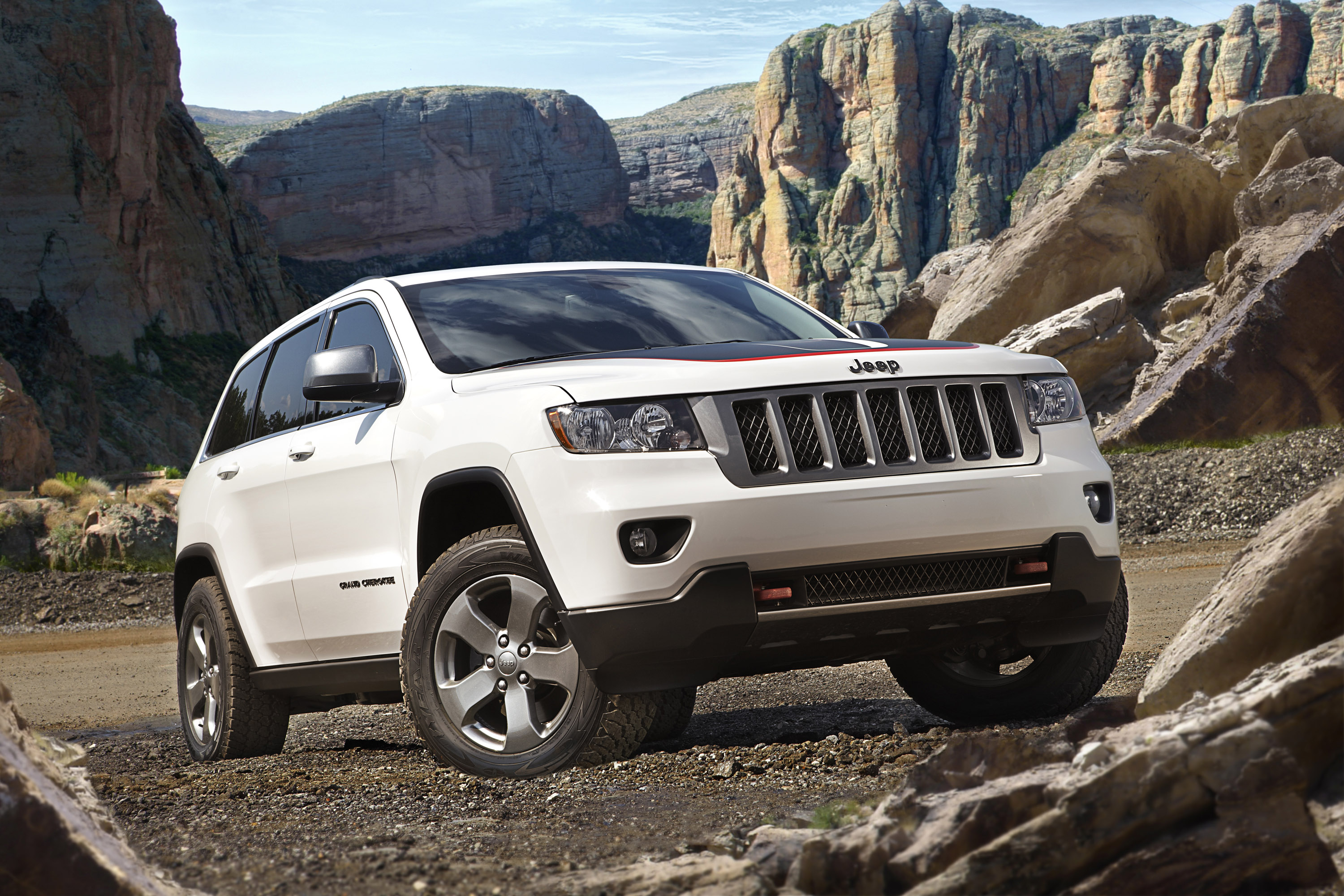 2013 Jeep Grand Cherokee Trailhawk Hd Pictures