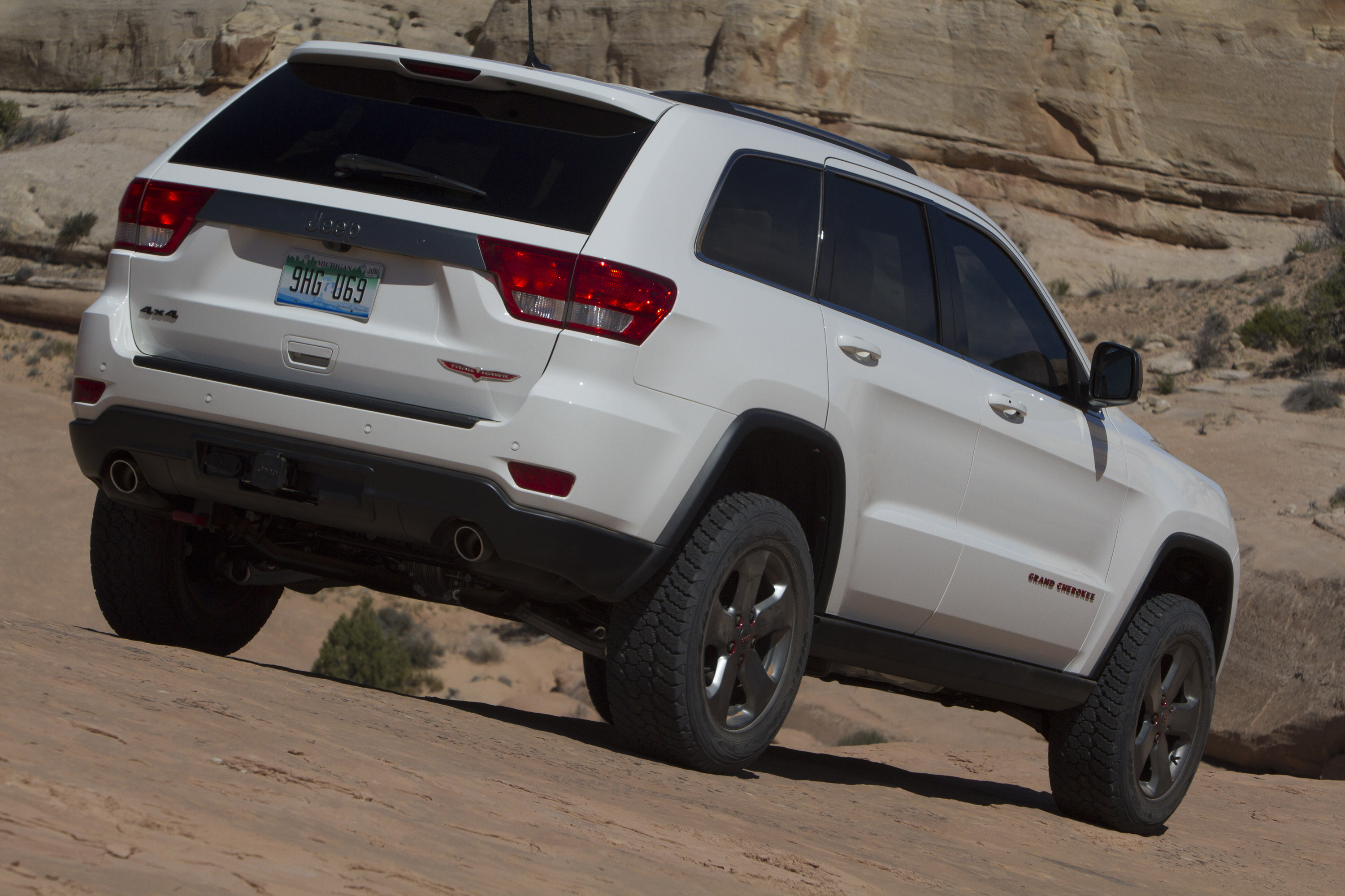 2013 Jeep Grand Cherokee Trailhawk Hd Pictures