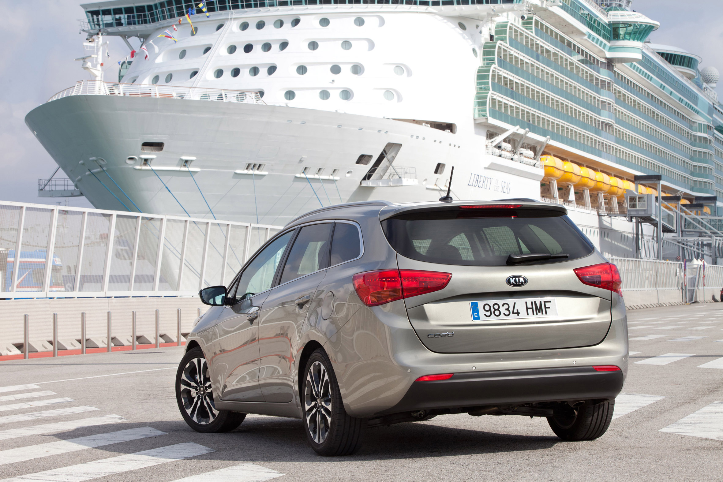 Kia Ceed SW photo #36