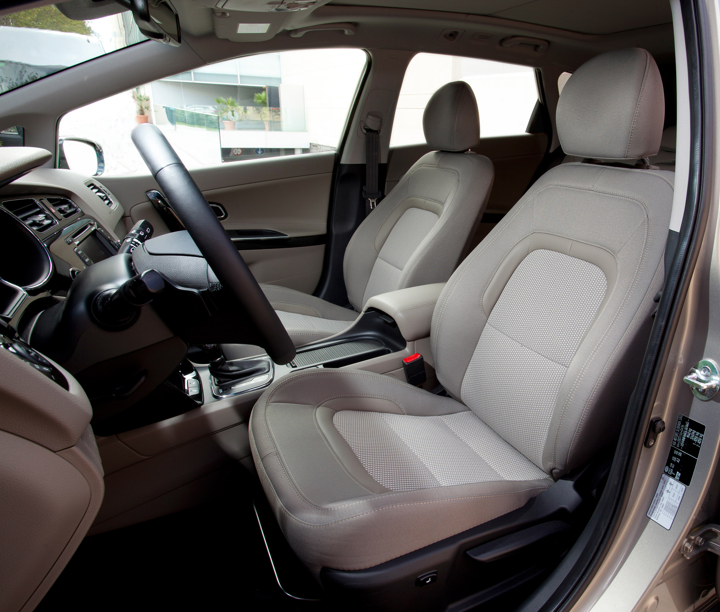 Kia Ceed SW photo #76
