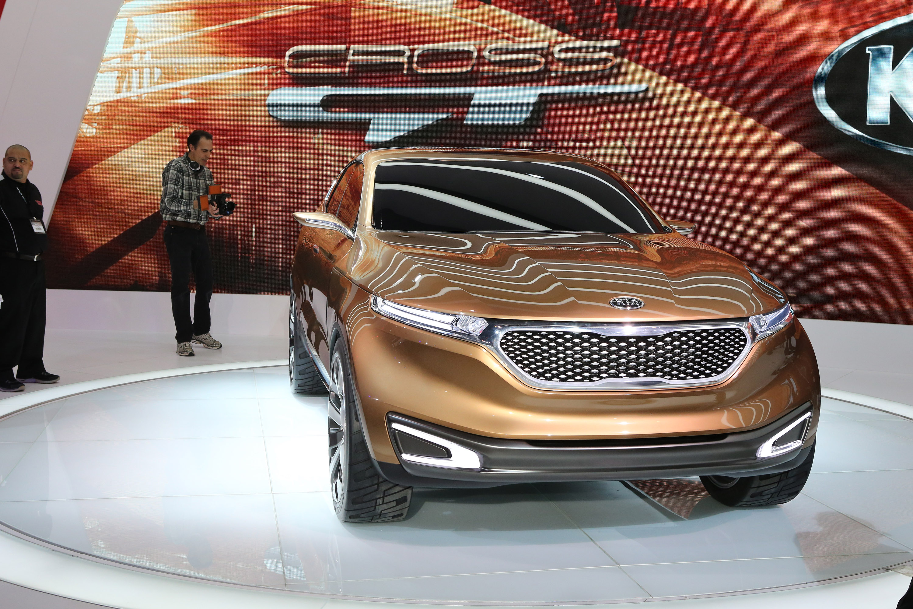 Kia Cross GT Concept photo #3