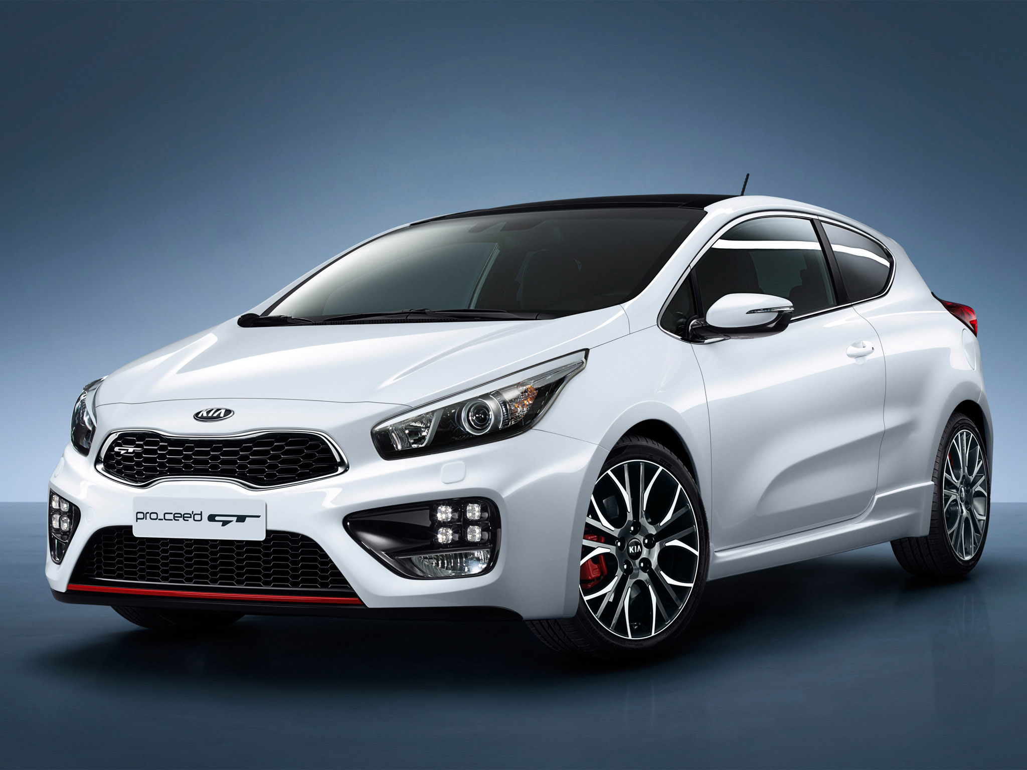 Kia Pro-Ceed GT photo #3