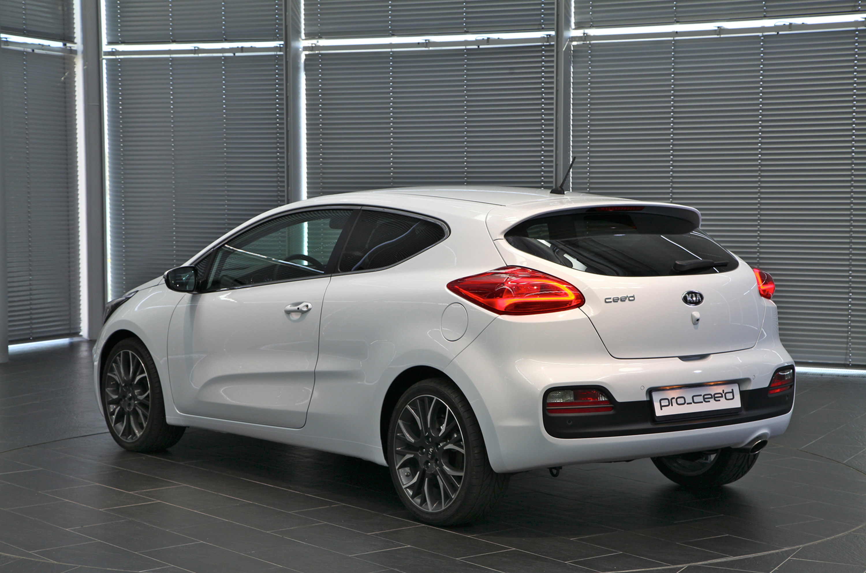 Kia Pro_Ceed photo #26
