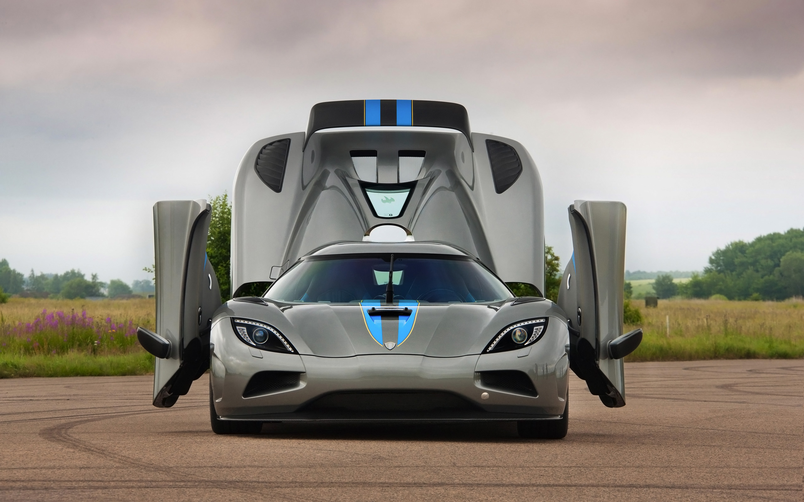 Koenigsegg Agera photo #3