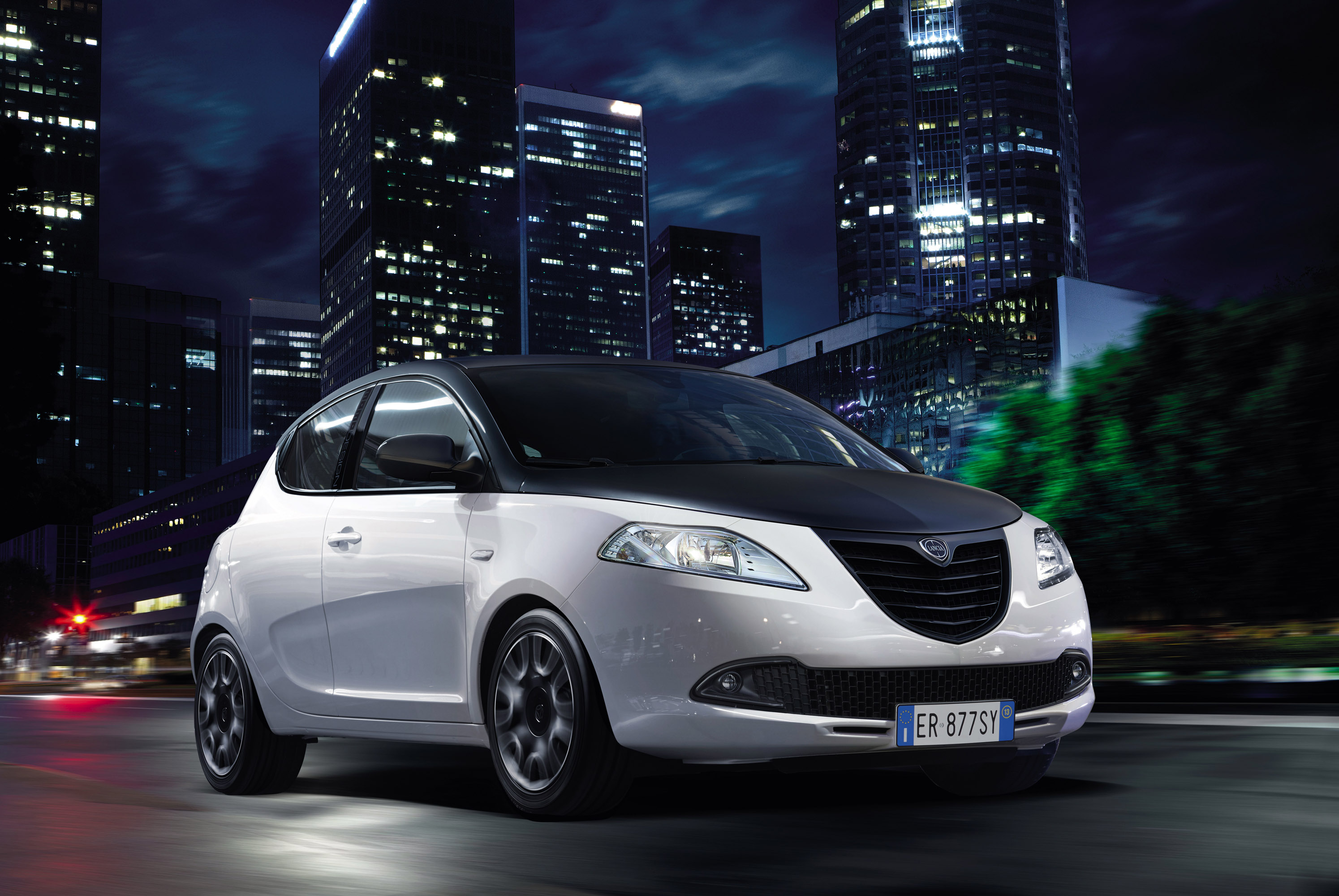 Lancia Ypsilon S MOMODESIGN photo #3