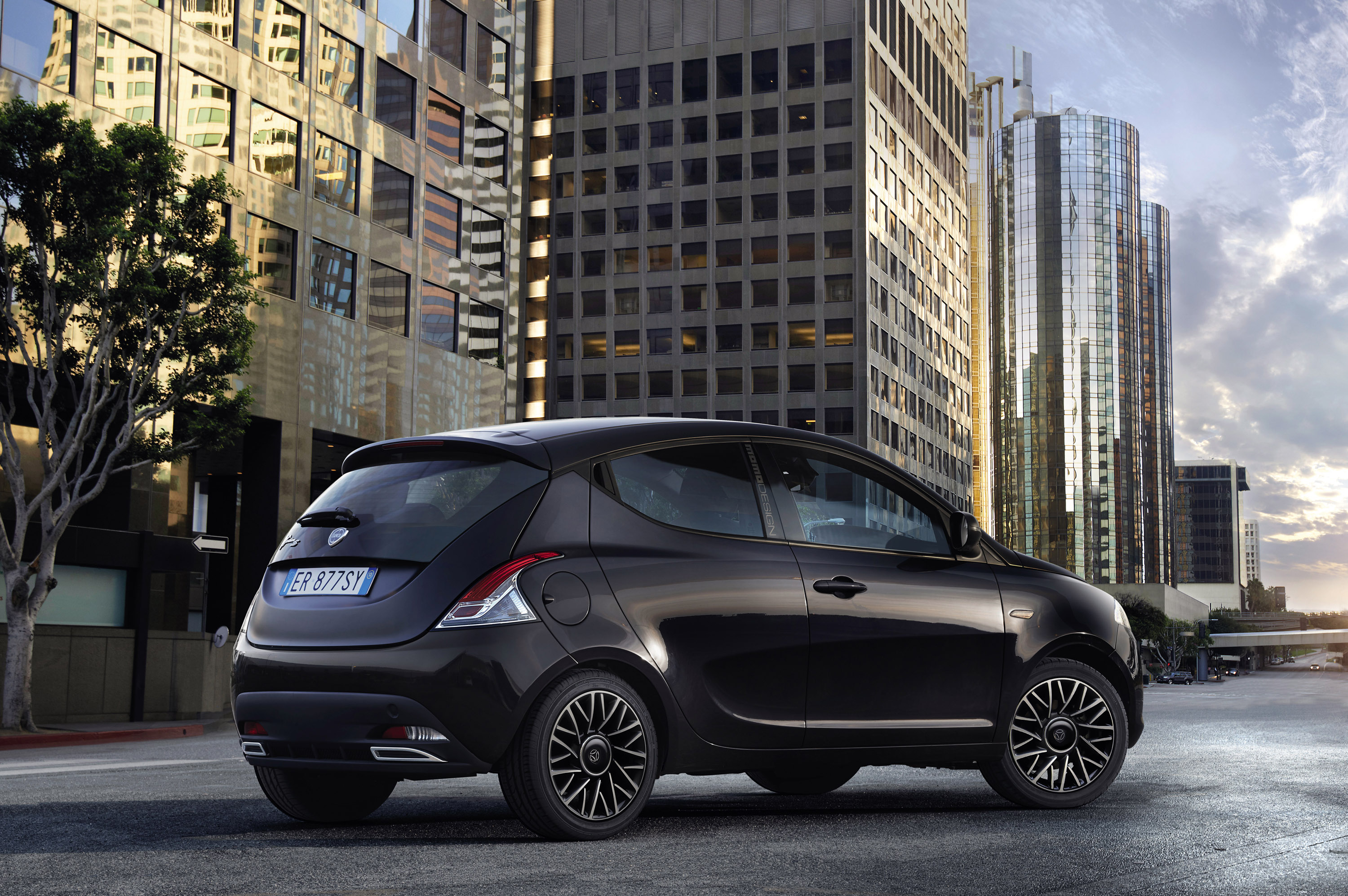 Lancia Ypsilon S MOMODESIGN photo #16