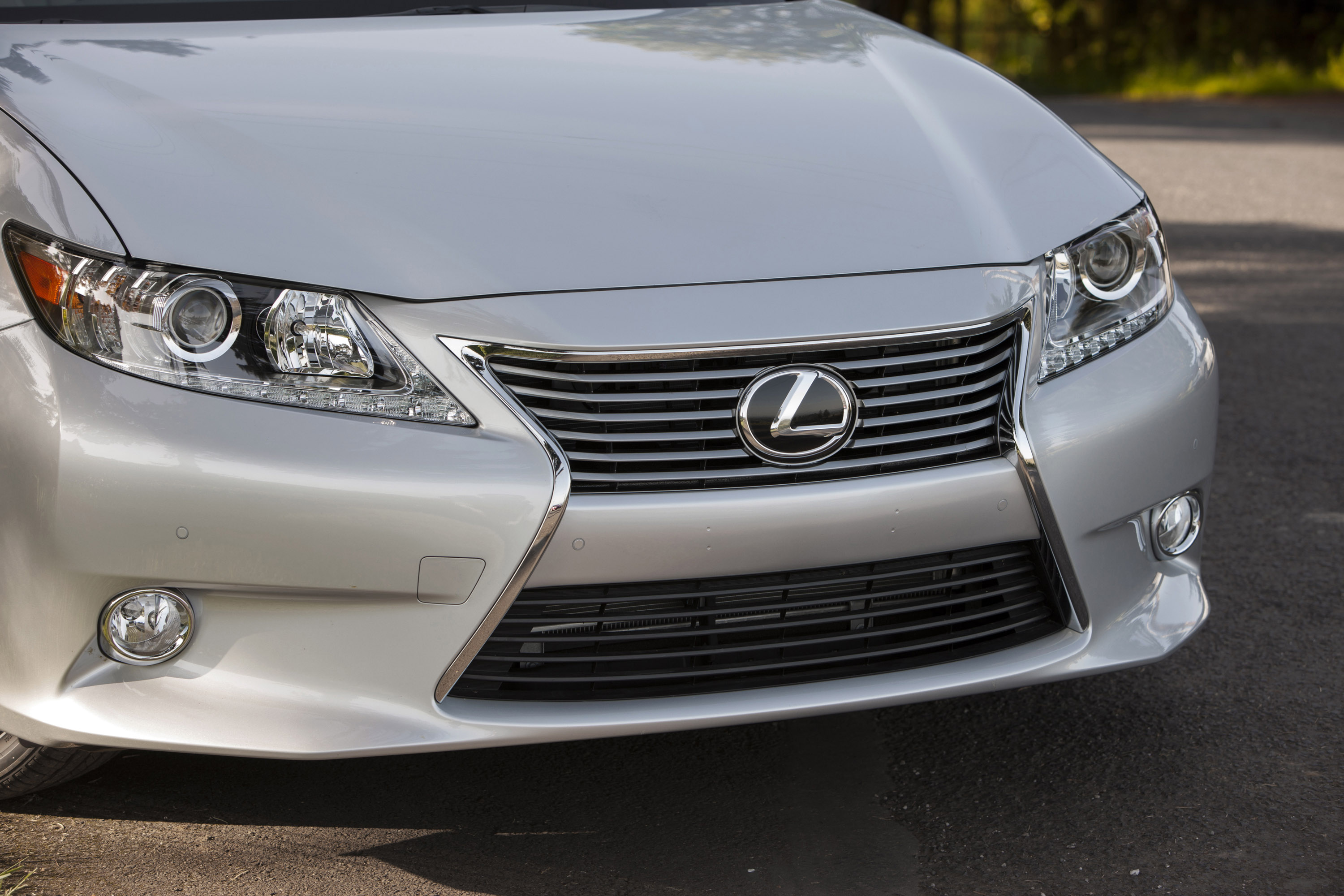 Lexus ES 350 photo #17