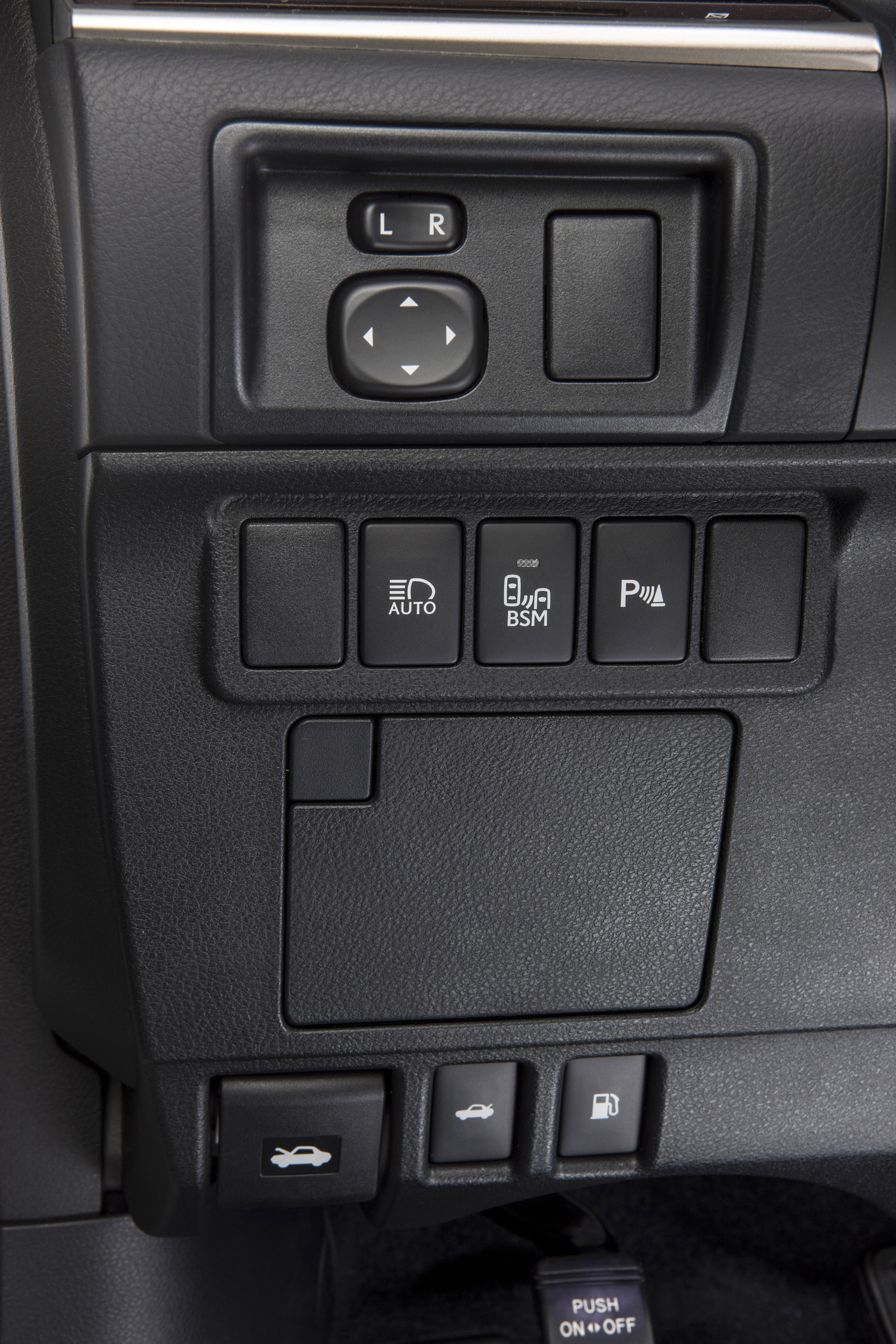 Lexus ES 350 photo #23