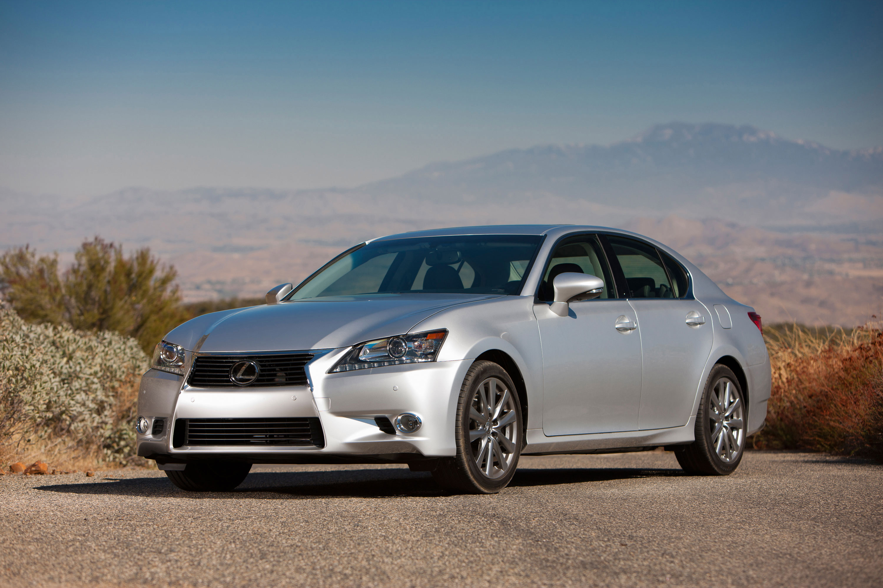 Lexus GS 350 photo #17