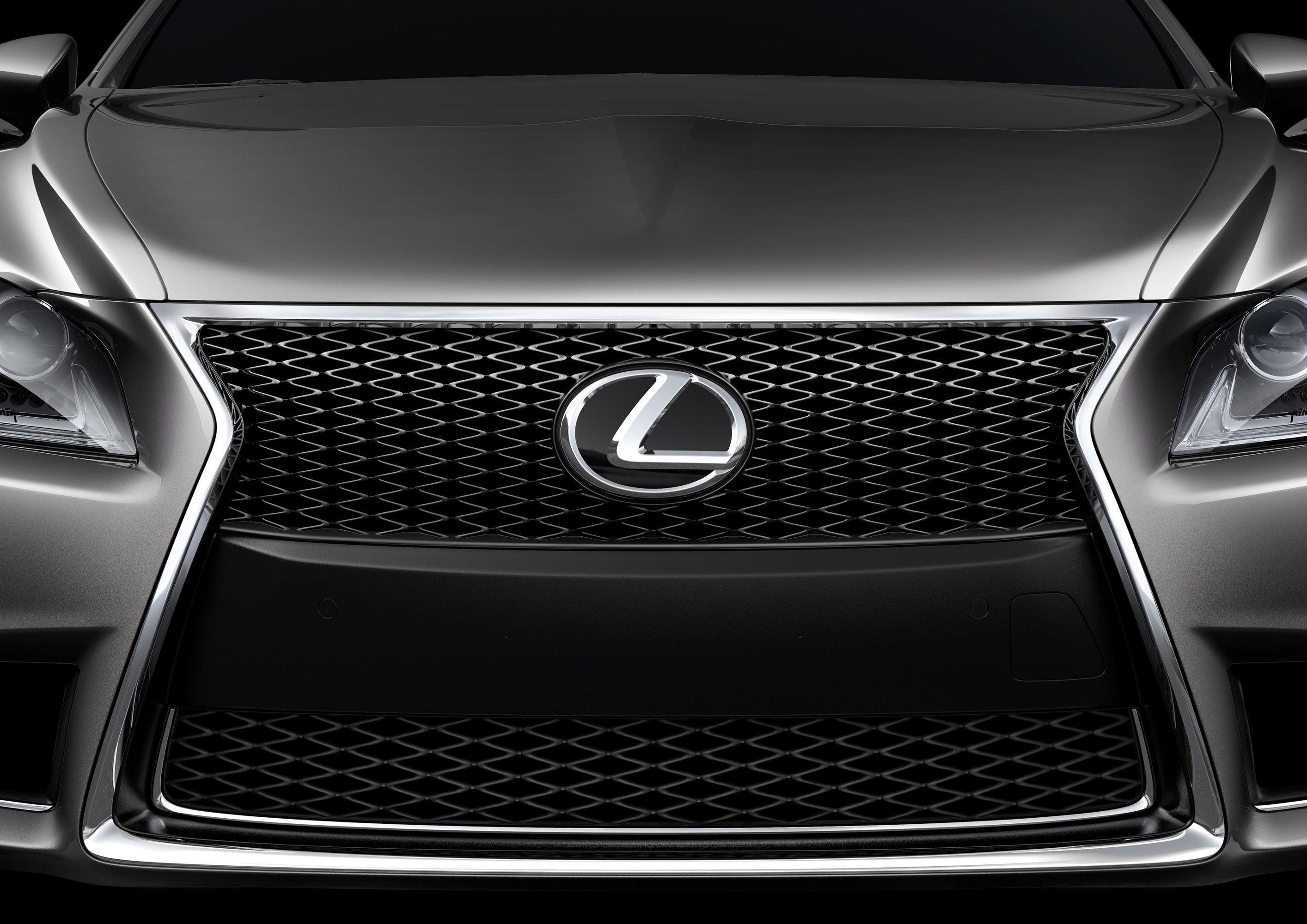 Lexus LS 460 F Sport photo #19