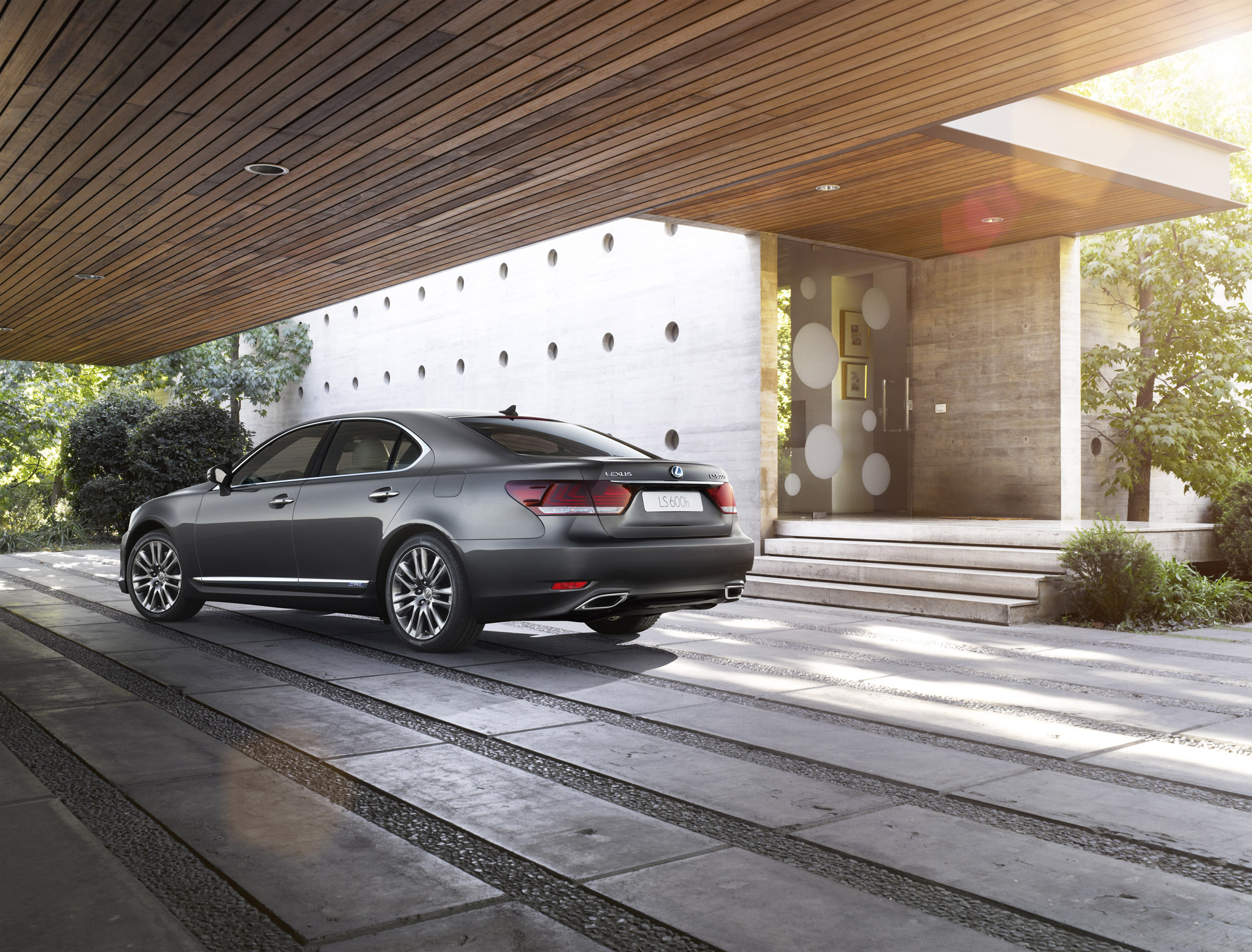 Lexus LS EU-Version photo #67