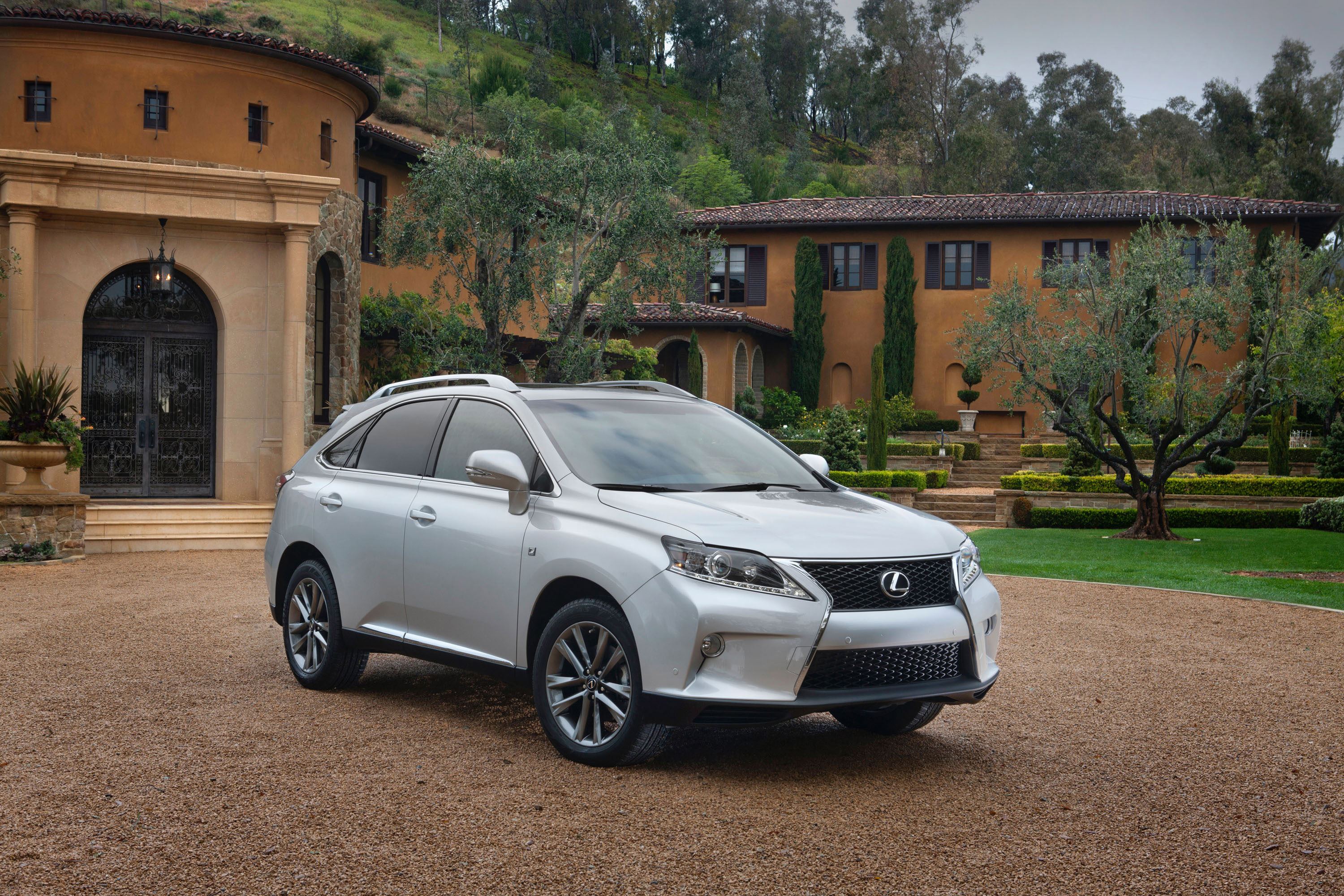 Lexus RX photo #4