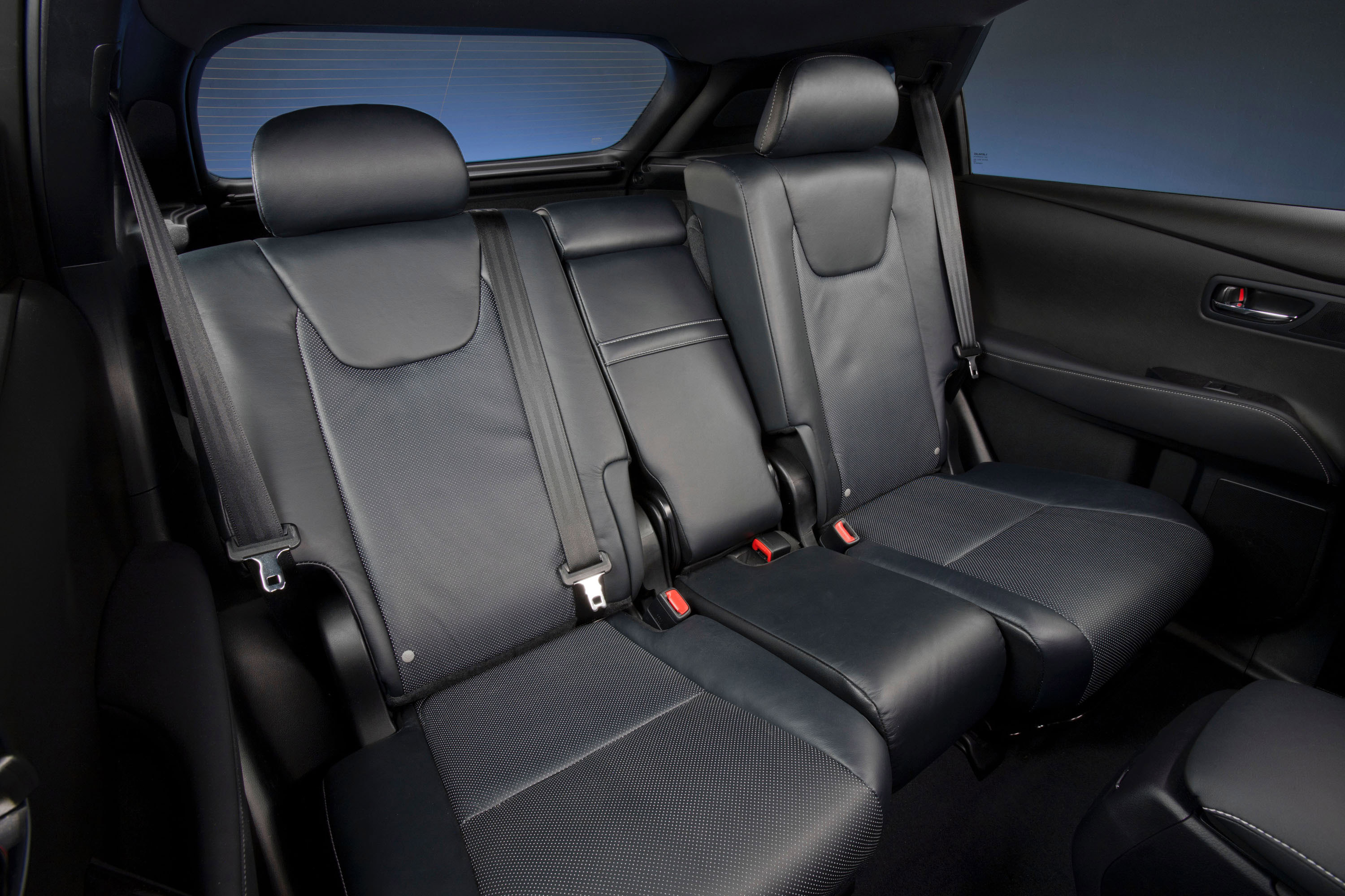 Lexus RX photo #29