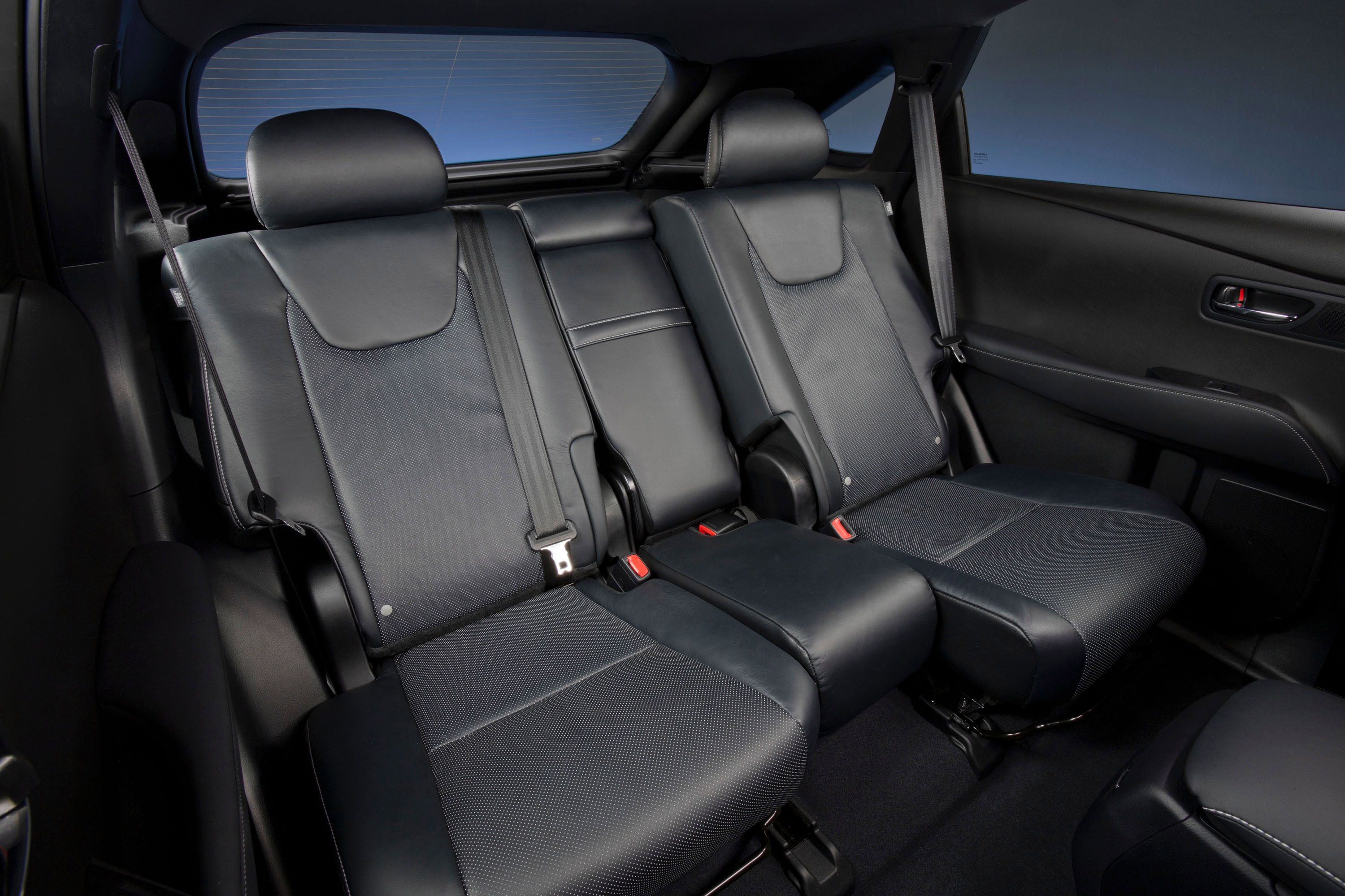 Lexus RX photo #31