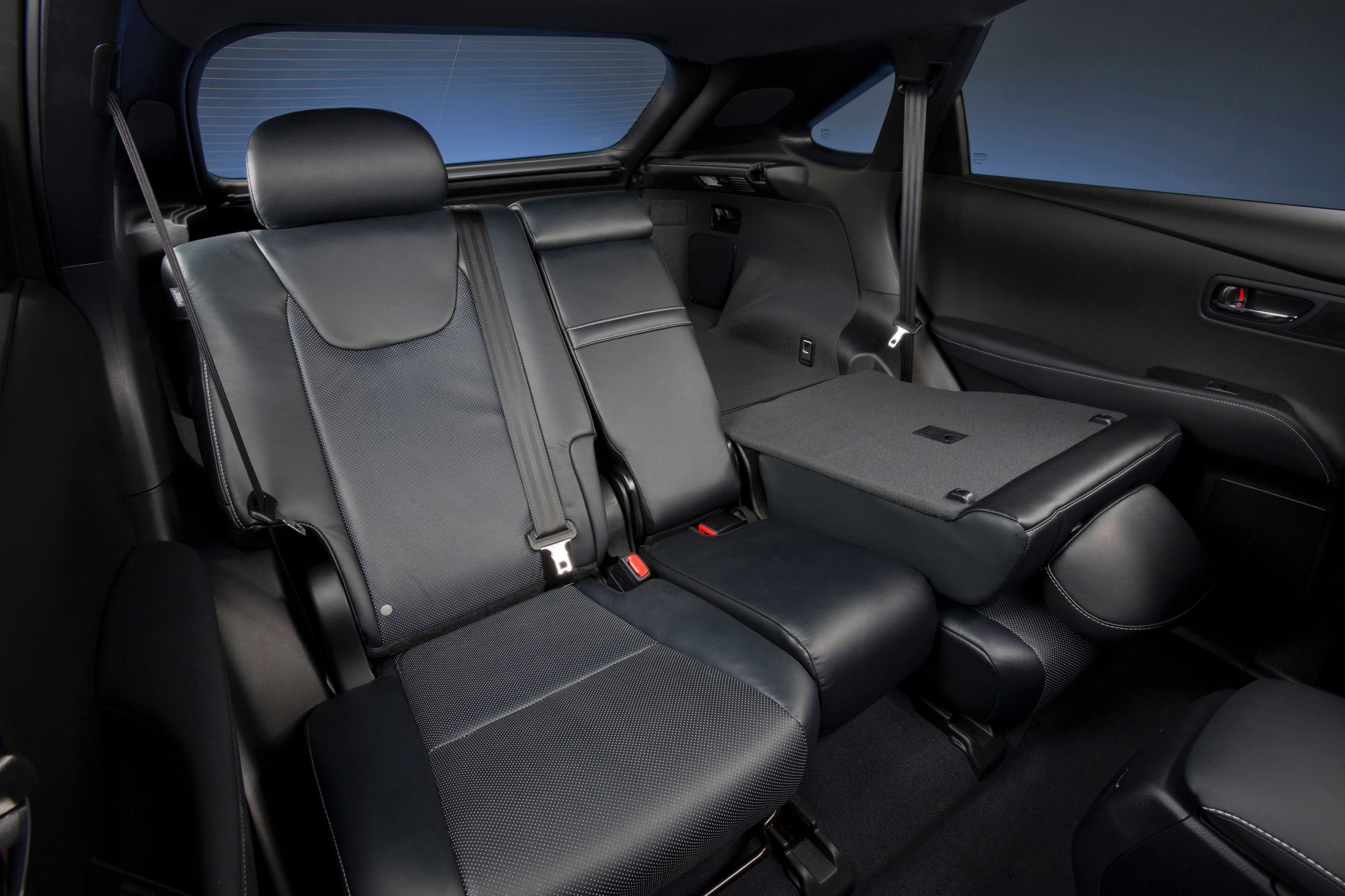 Lexus RX photo #33