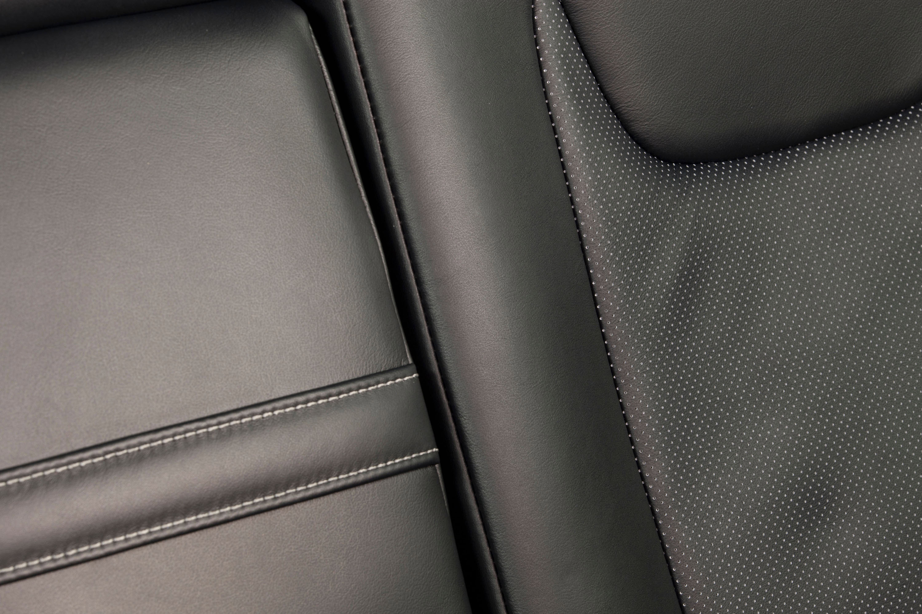 Lexus RX photo #37