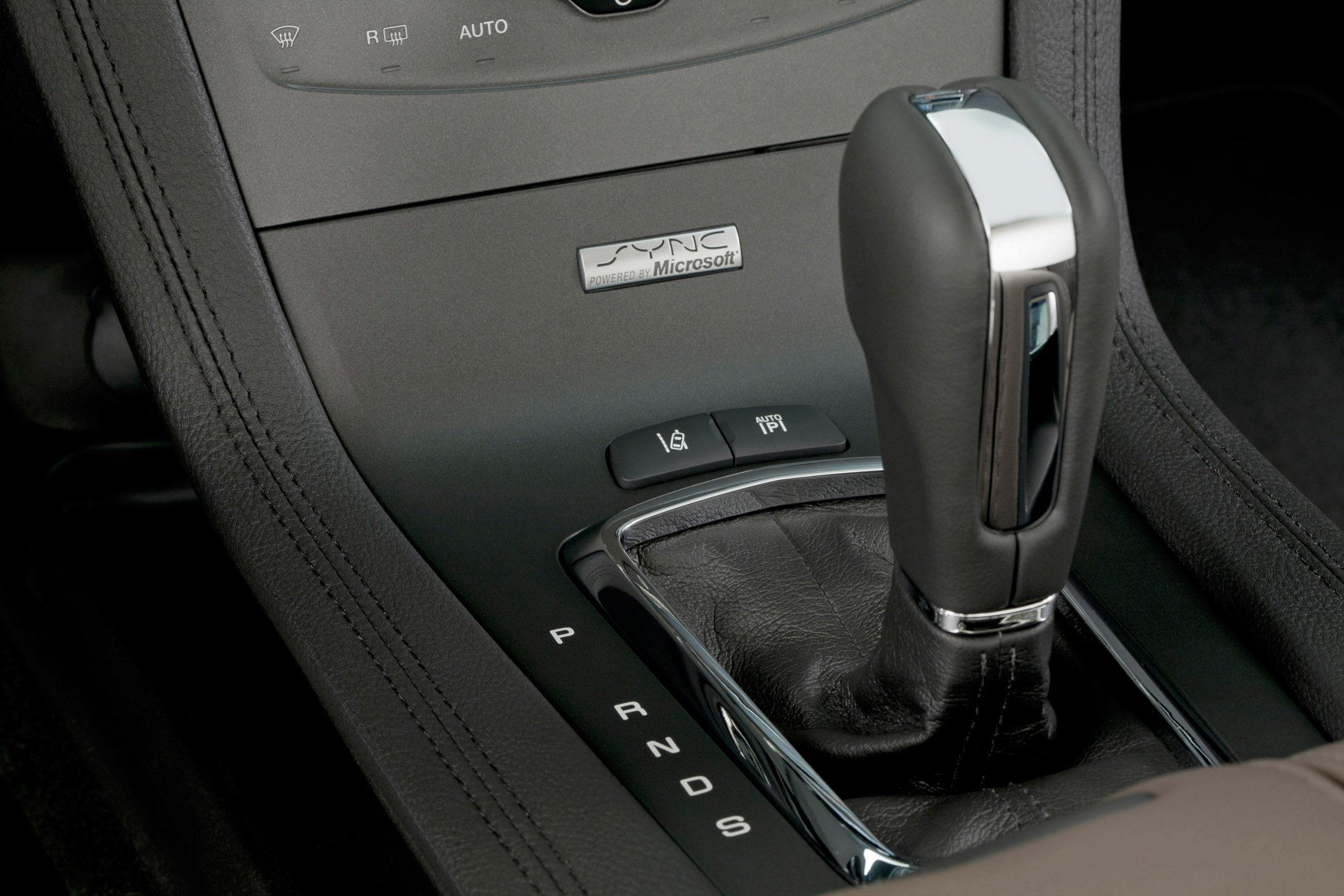 Lincoln MKT photo #19