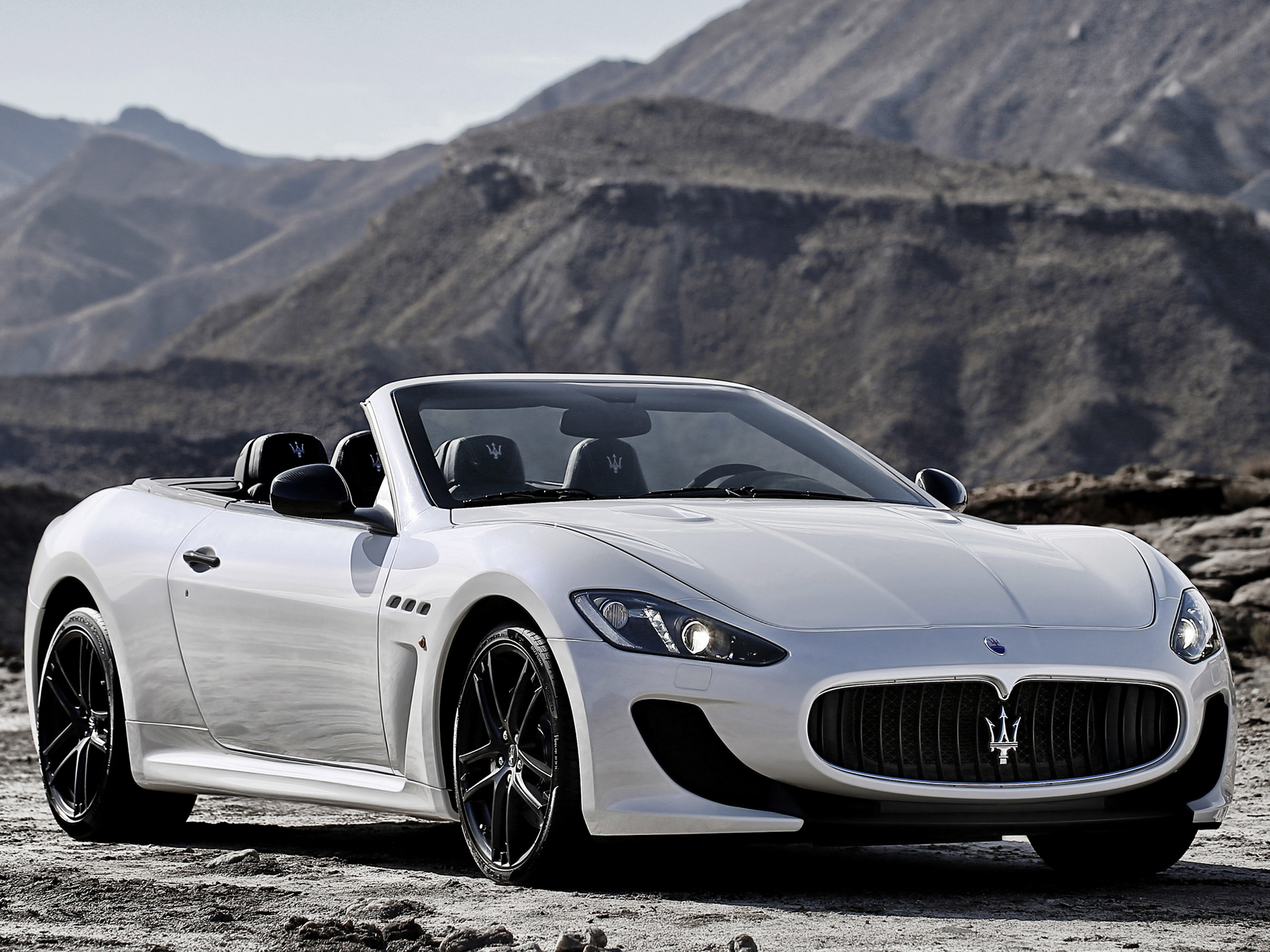 Maserati GranCabrio MC photo #1