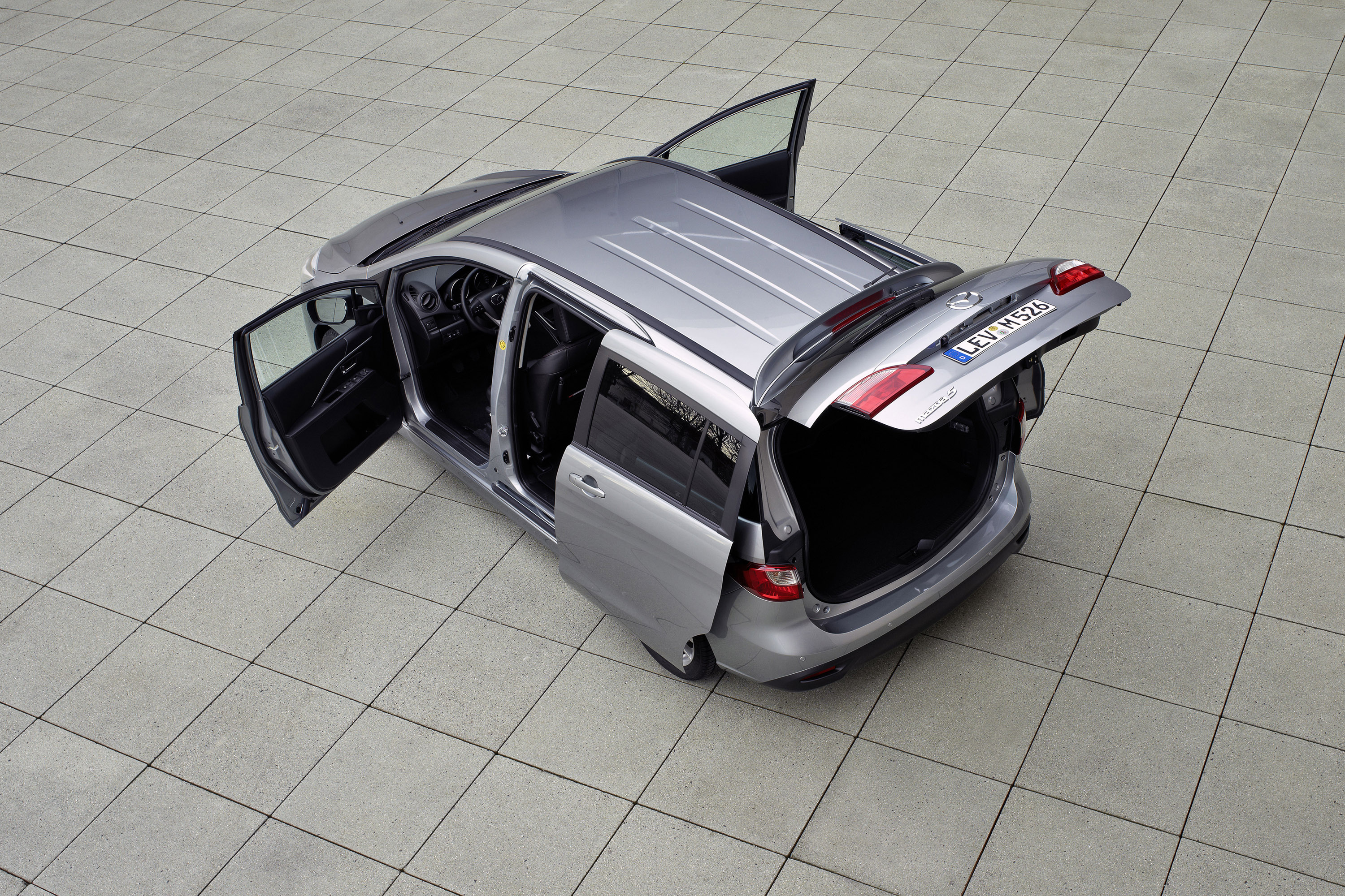 Mazda 5 photo #24