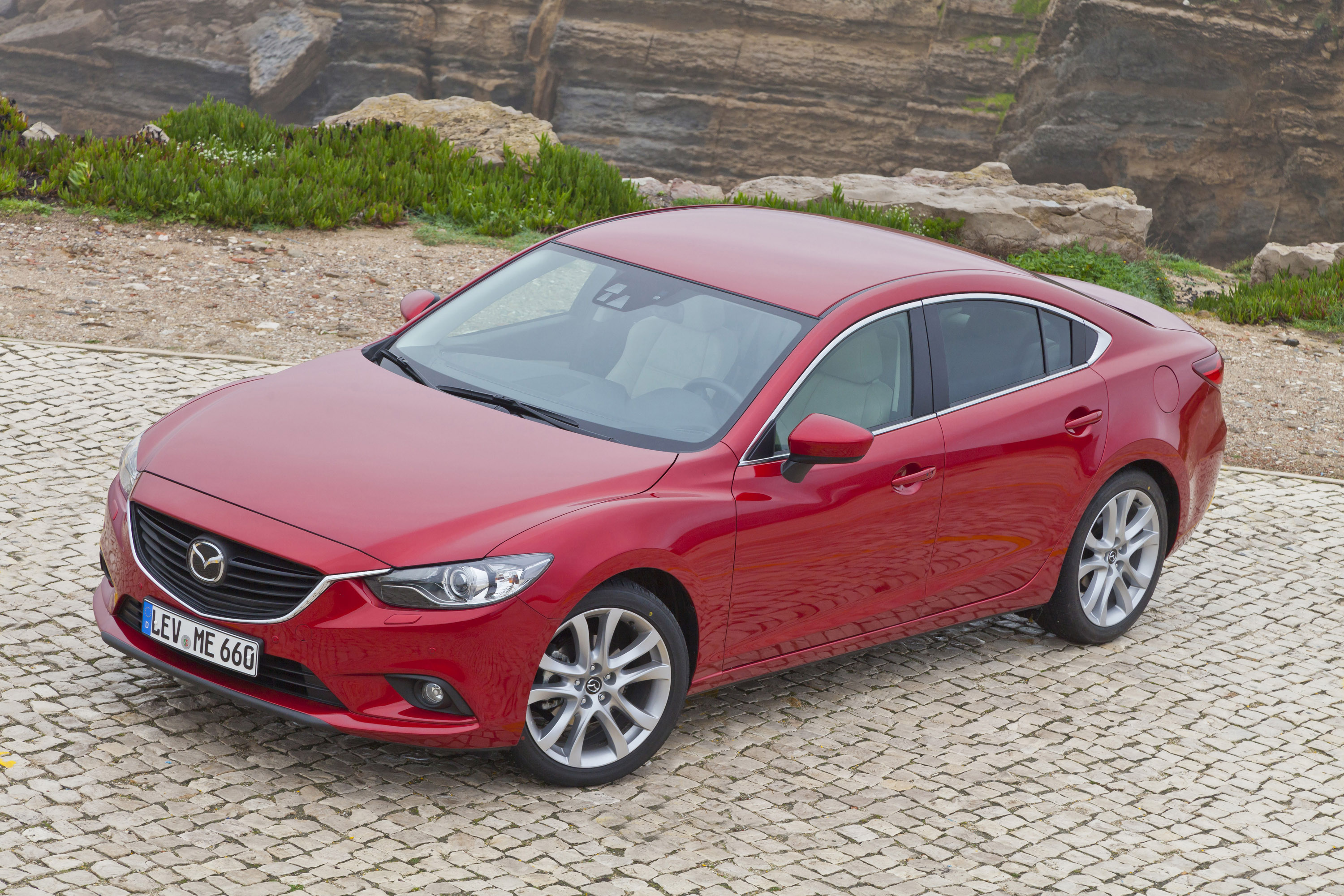 2013 Mazda 6 Sedan HD Pictures