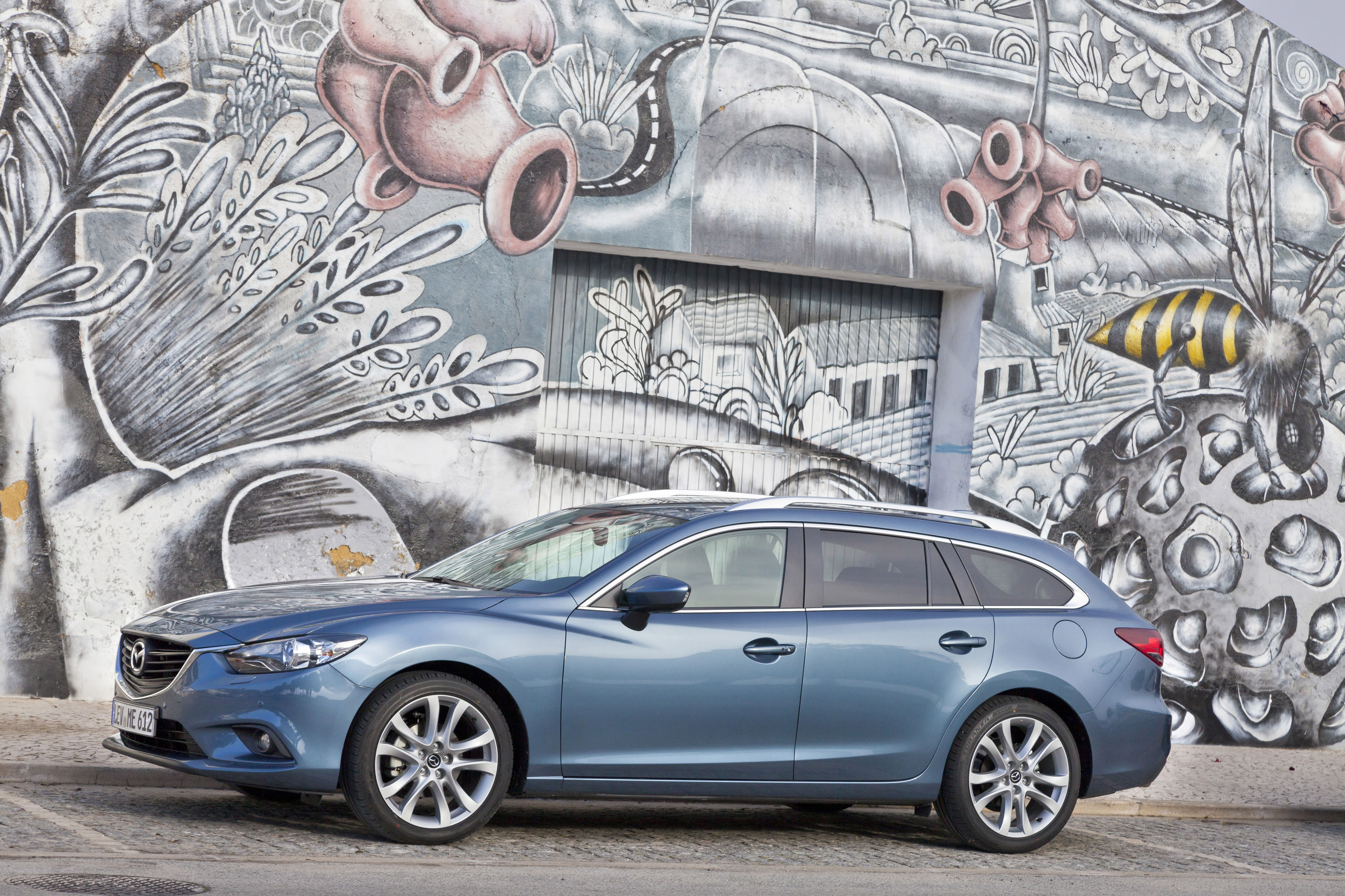 Mazda 6 Wagon photo #19