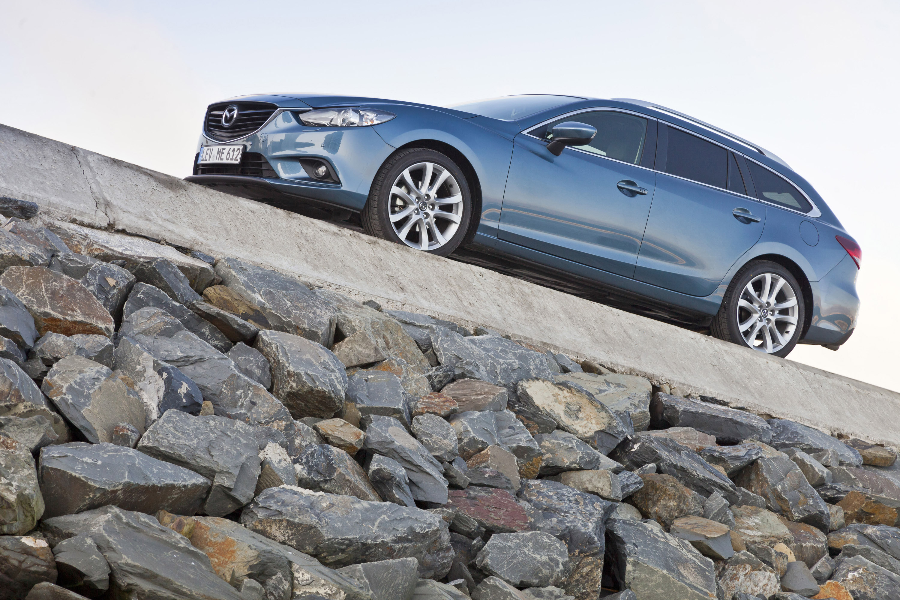 Mazda 6 Wagon photo #20