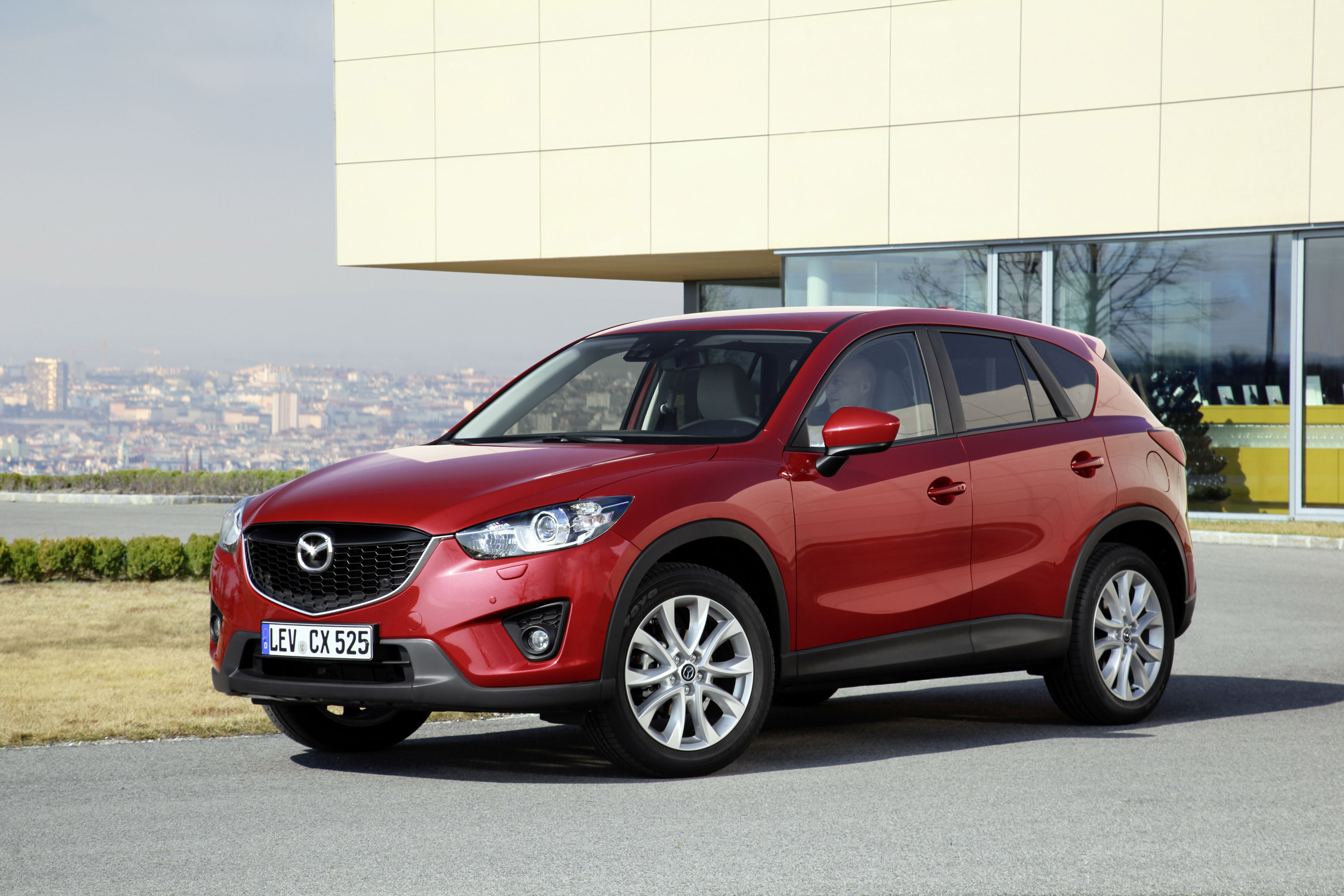 2013 Mazda CX5 HD Pictures