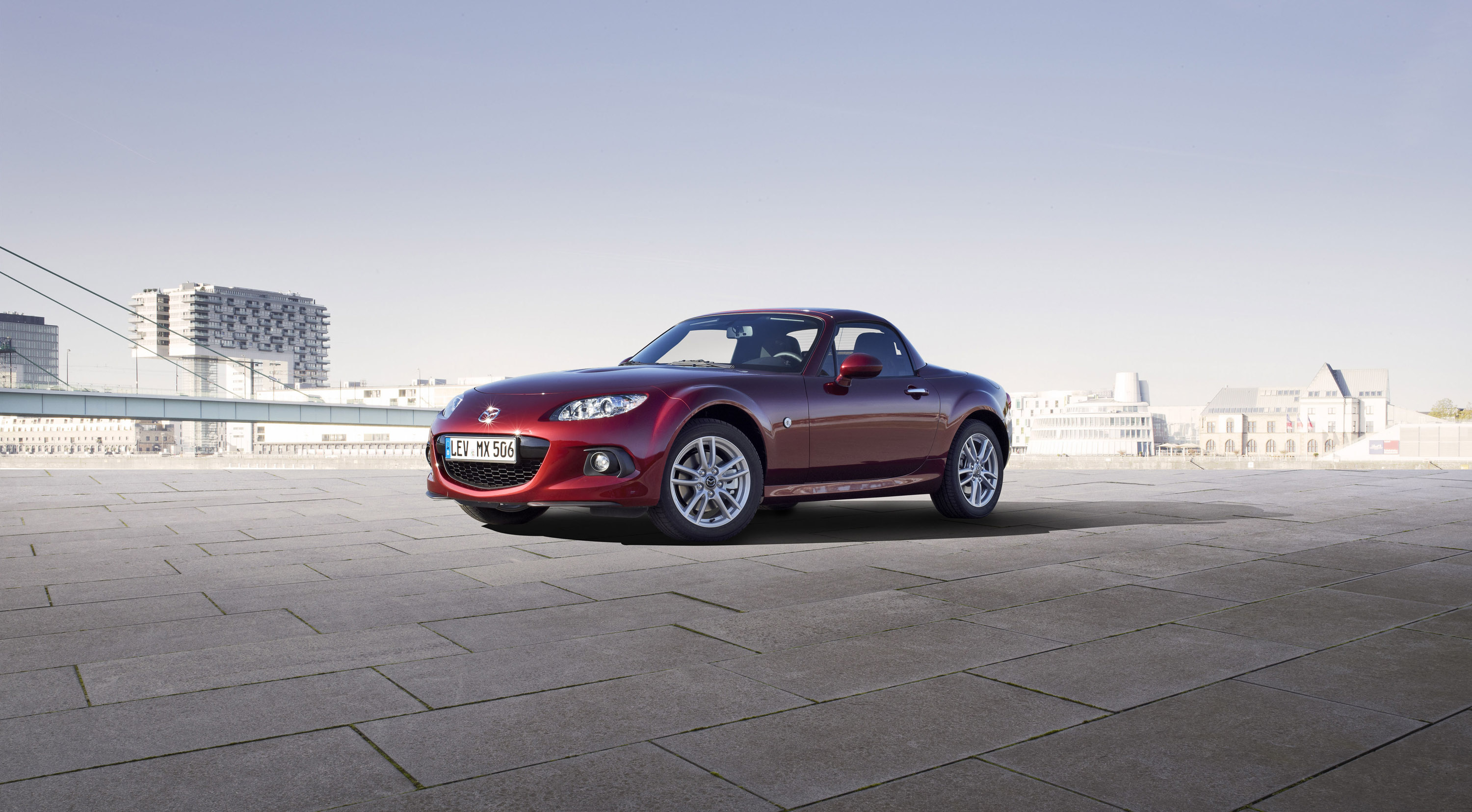Mazda MX-5 Roadster Coupe photo #20