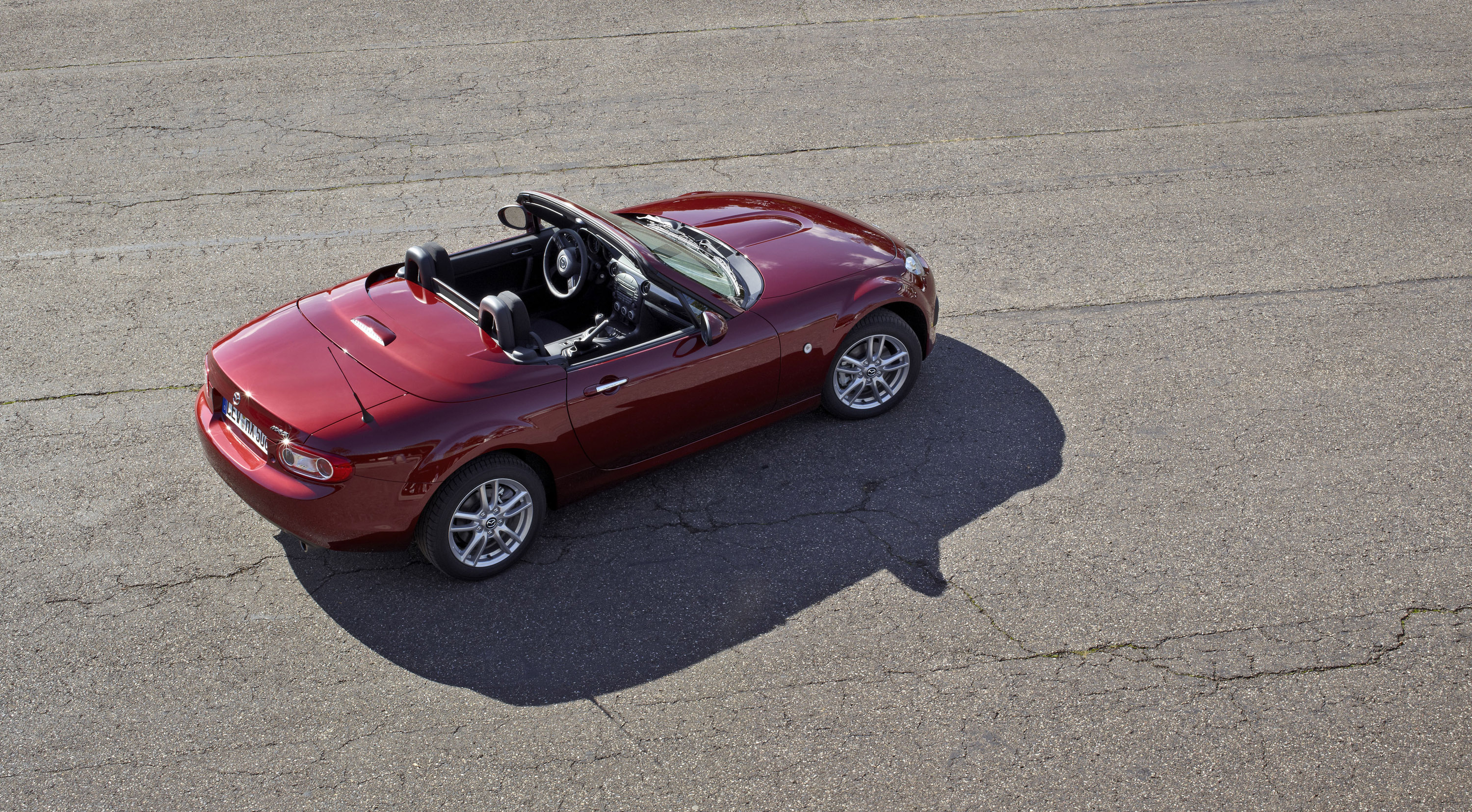 Mazda MX-5 Roadster Coupe photo #30