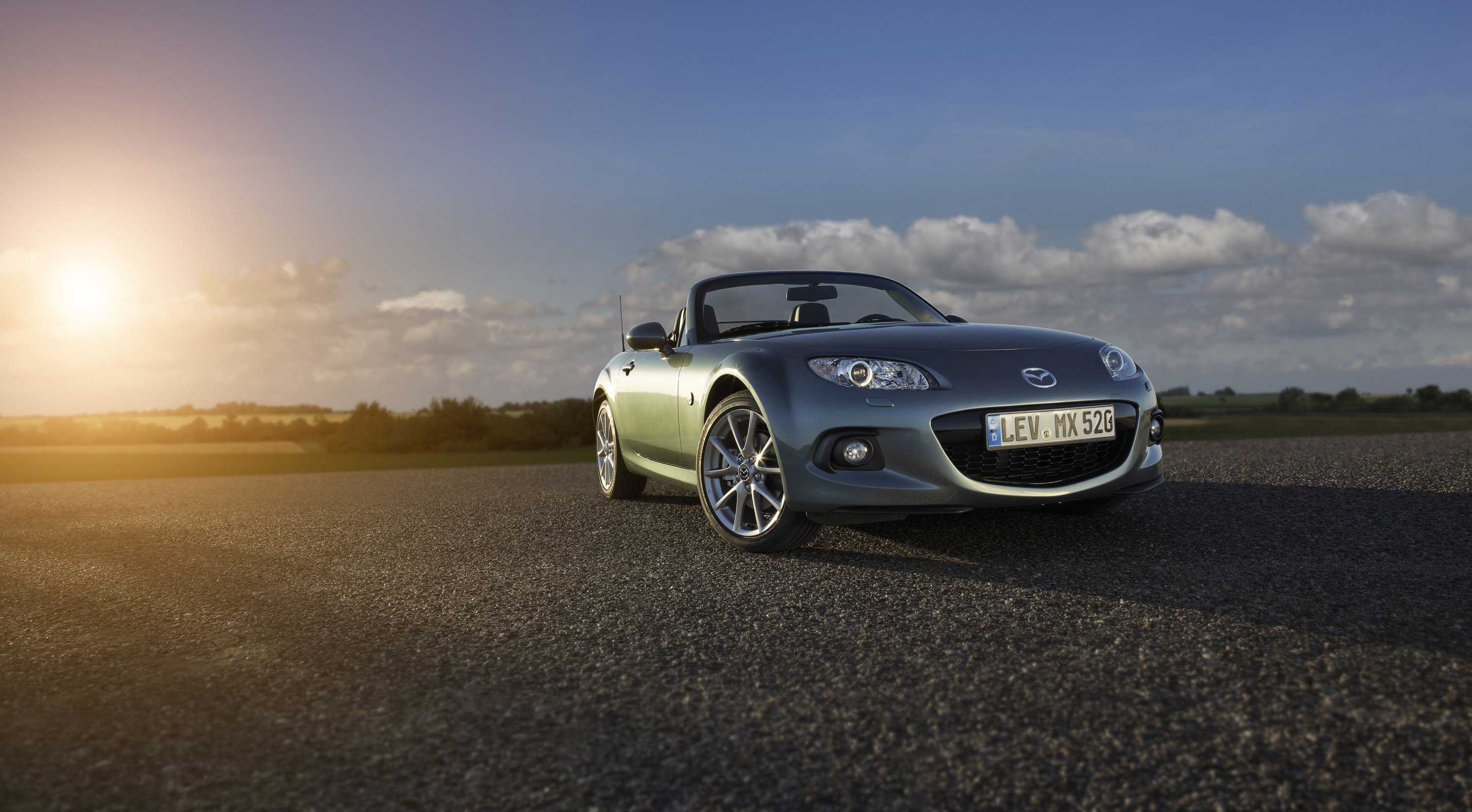 Mazda MX-5 photo #12