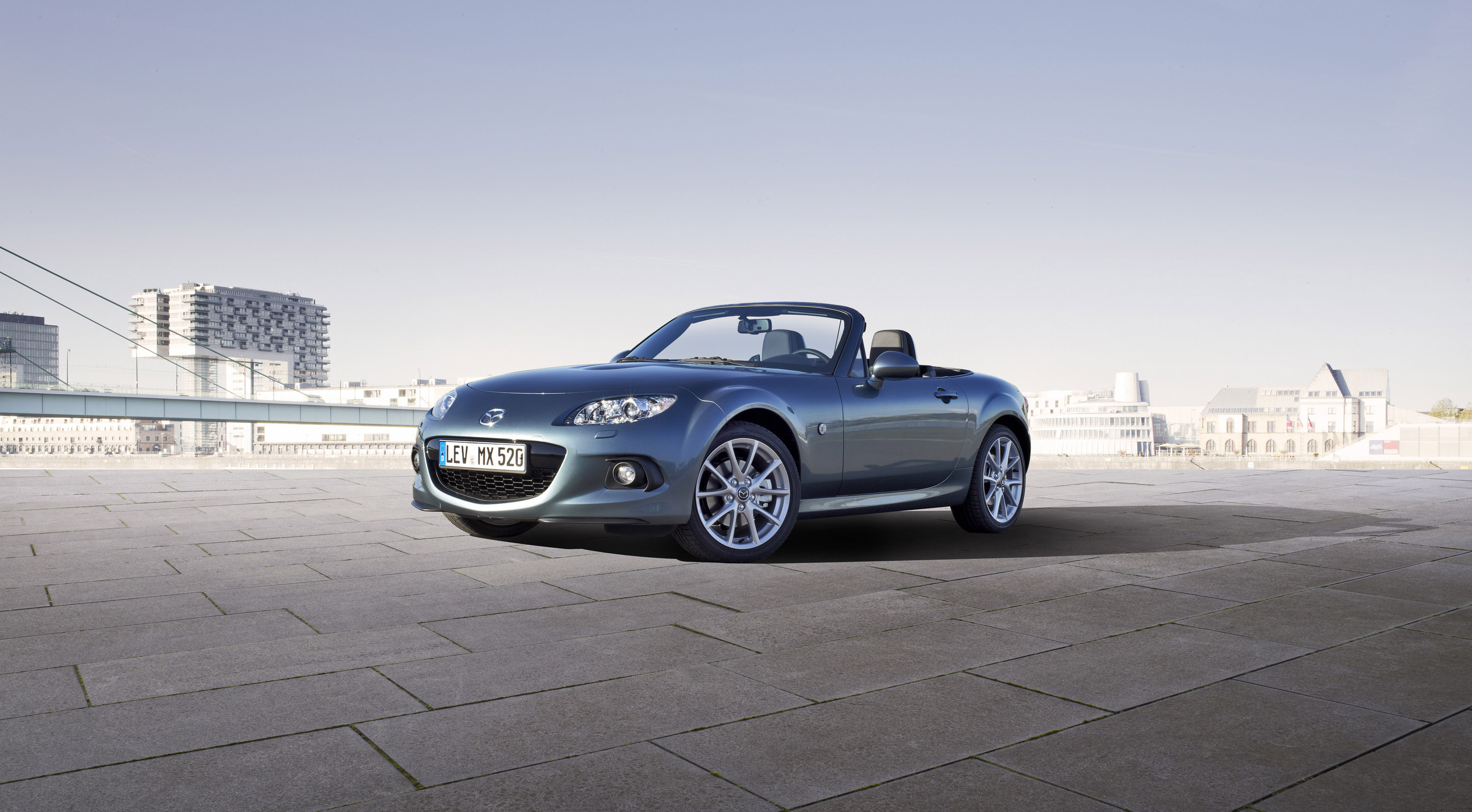 Mazda MX-5 photo #19