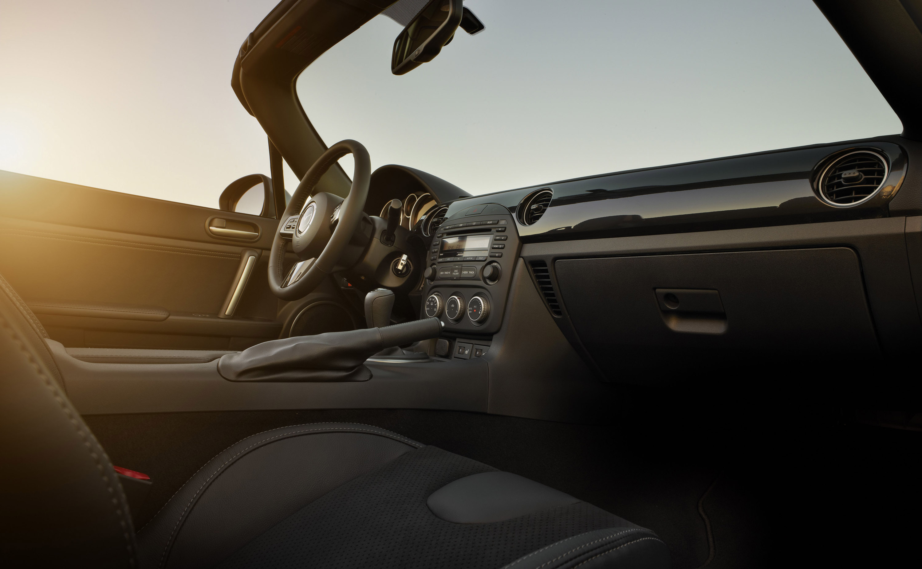 Mazda MX-5 photo #22