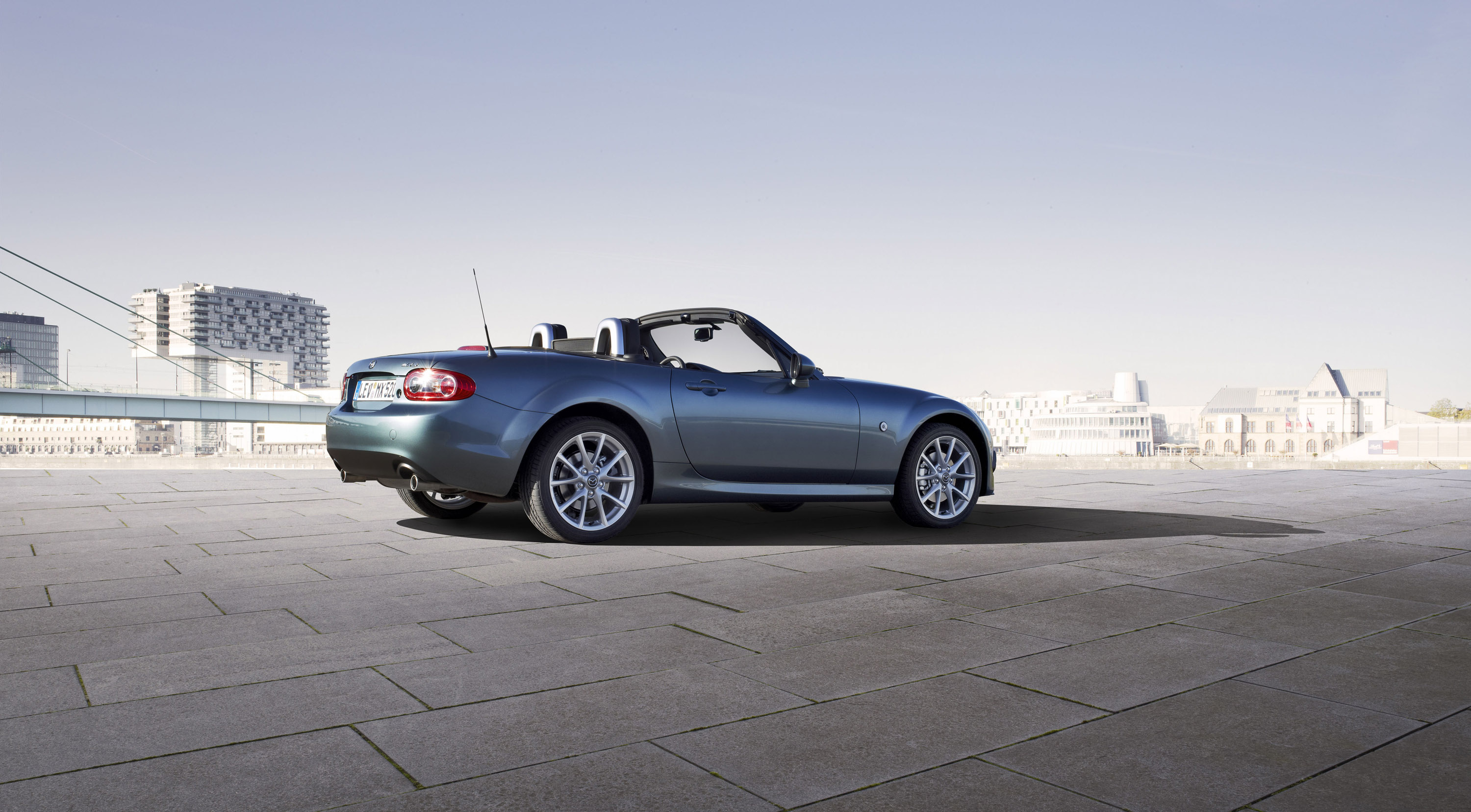 Mazda MX-5 photo #28