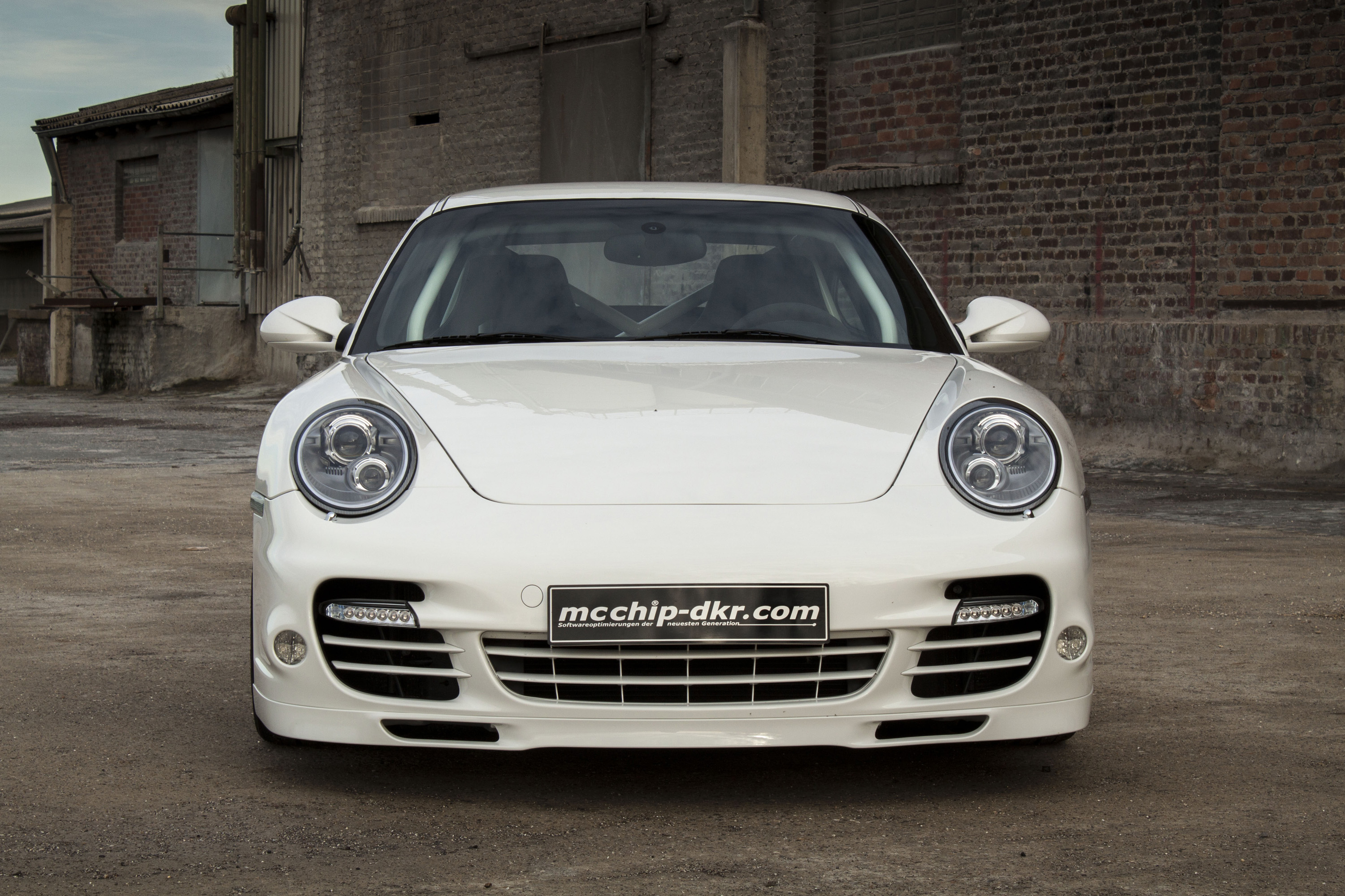 MCCHIP-DKR Porsche 997 Turbo S photo #1