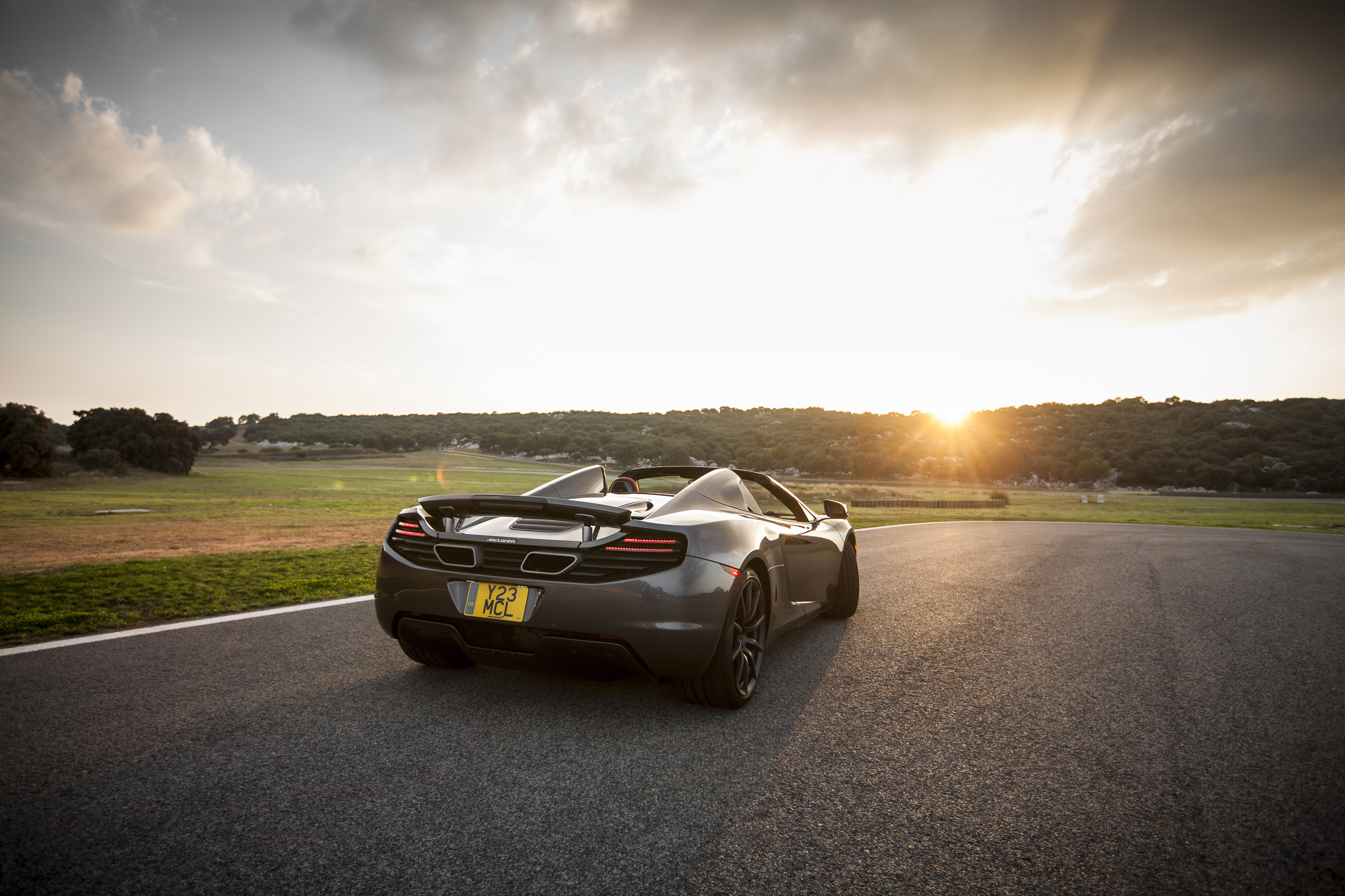 McLaren 12C Spider photo #79
