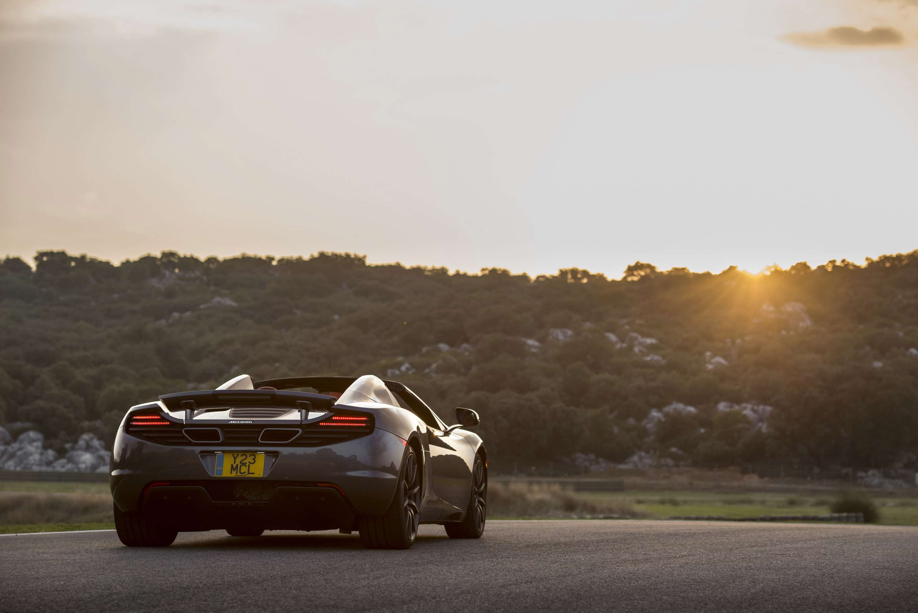 McLaren 12C Spider photo #80