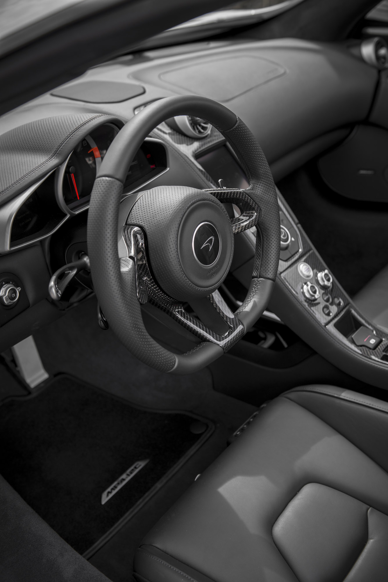 McLaren 12C Spider photo #93