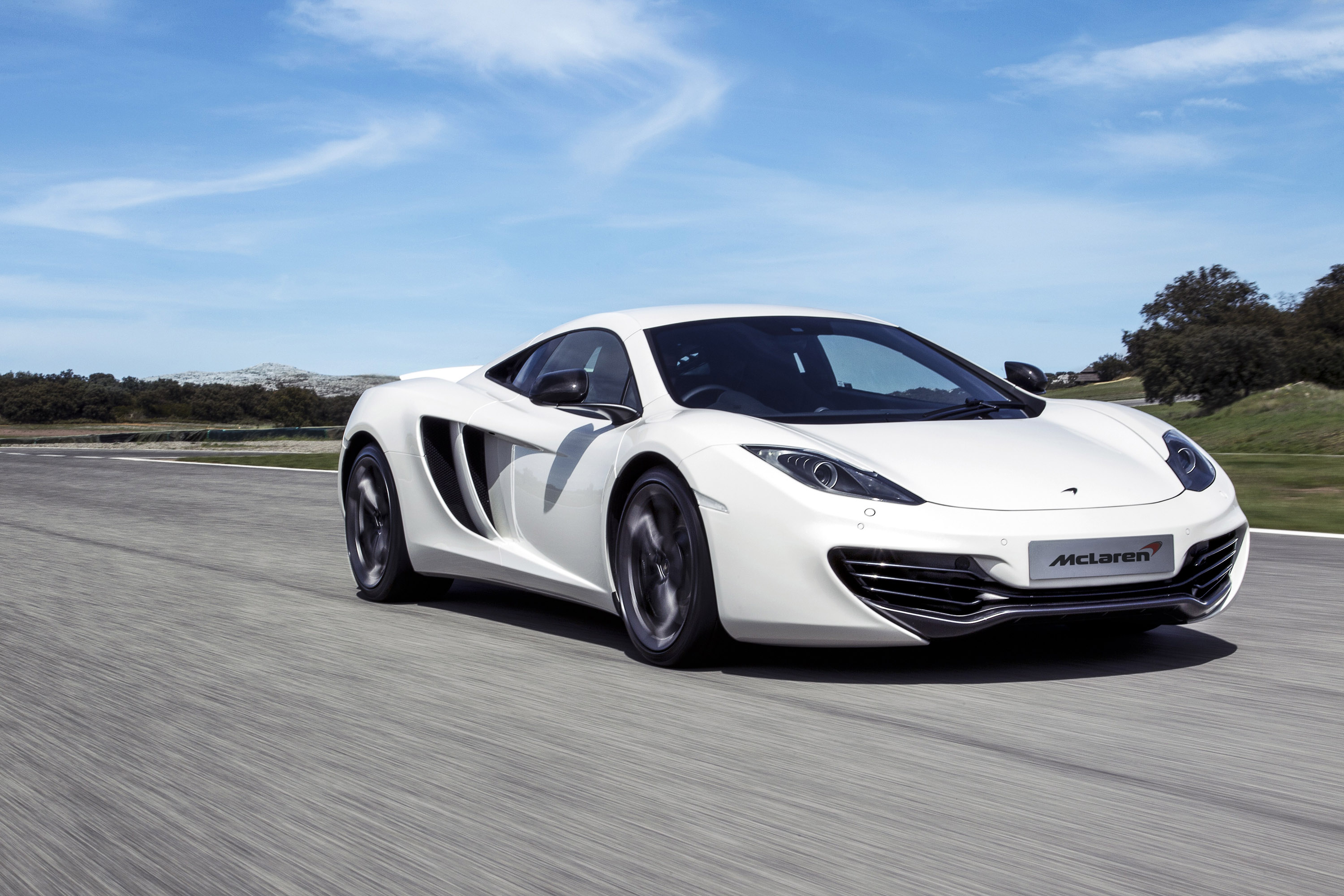 McLaren MP4-12C photo #2